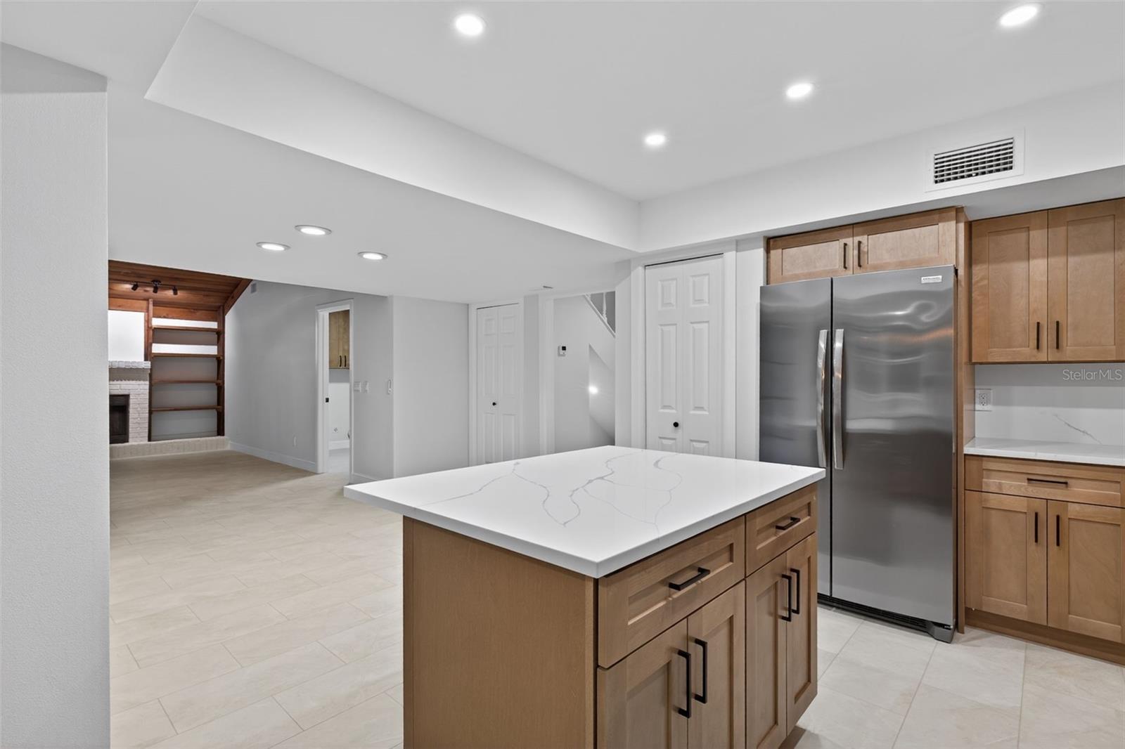 Image 10 of 44 For 4404 Grainary Avenue