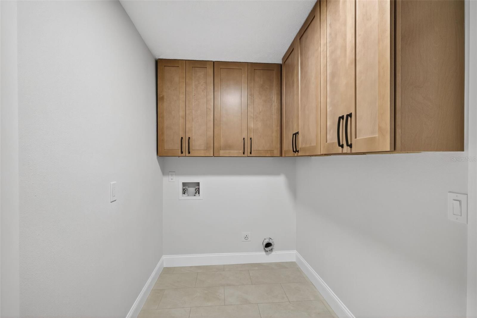 Image 35 of 44 For 4404 Grainary Avenue