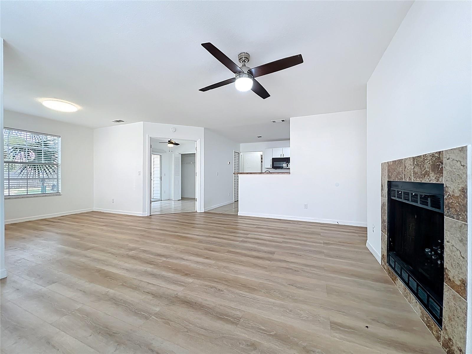 Image 10 of 63 For 645 Stafford Terrace 163