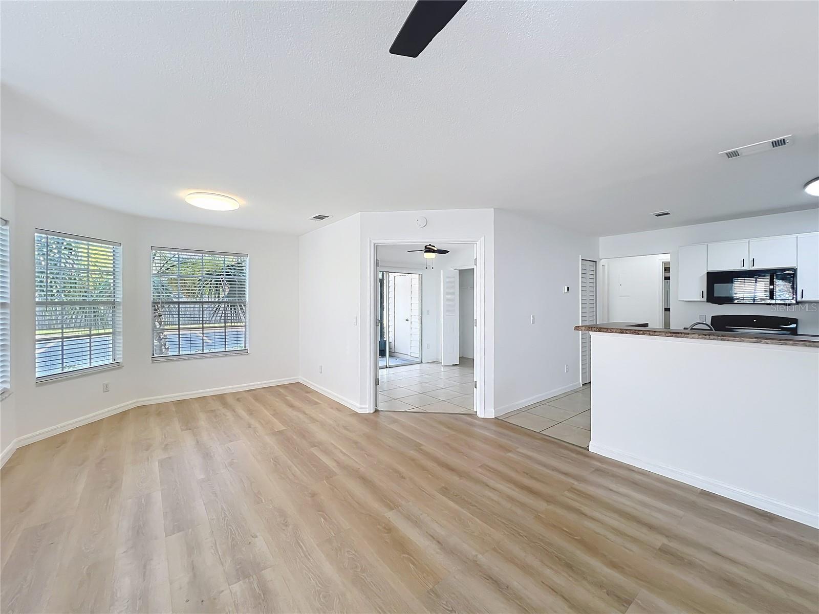 Image 11 of 63 For 645 Stafford Terrace 163