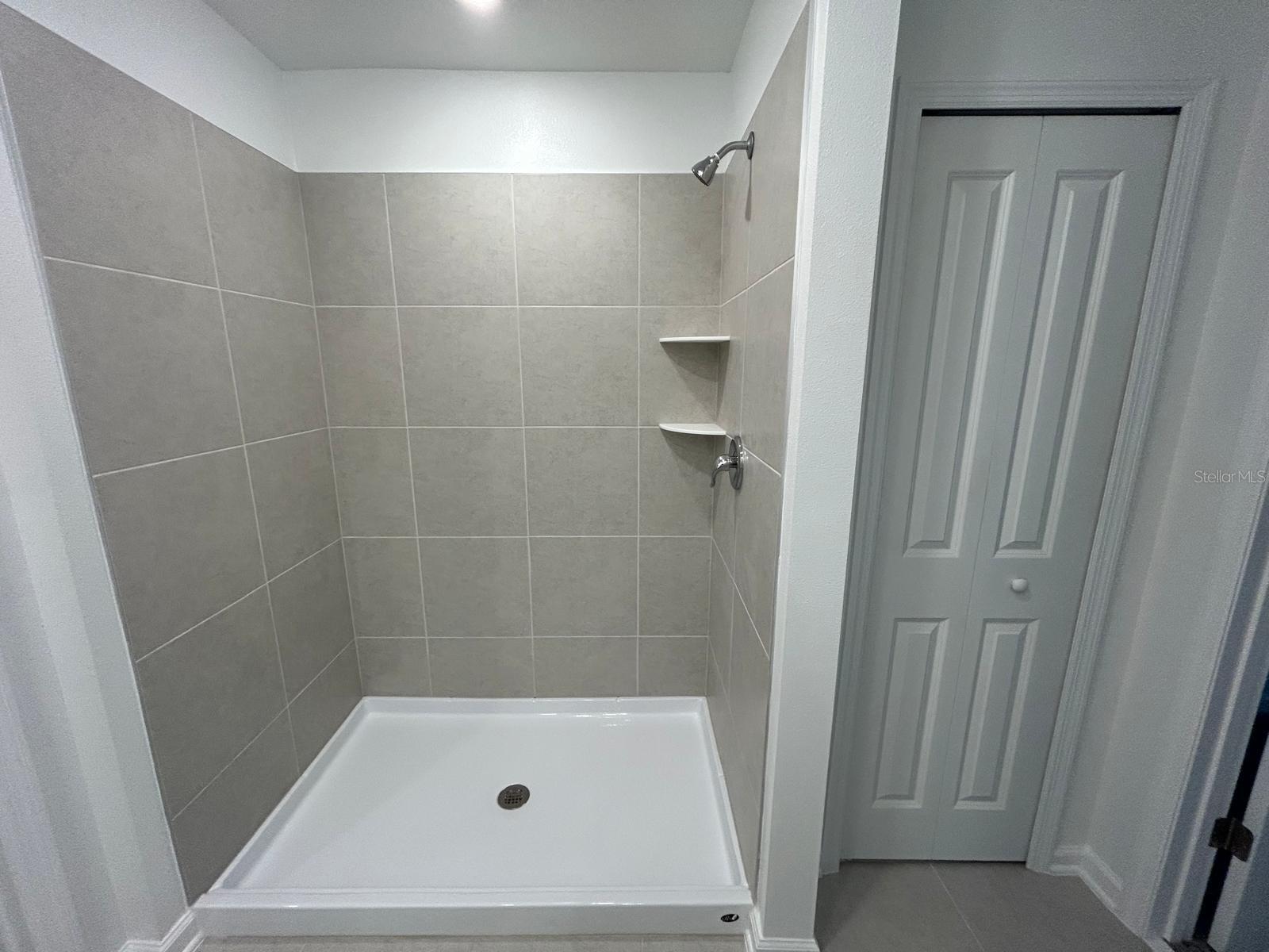 Image 13 of 22 For 5686 Portico Place