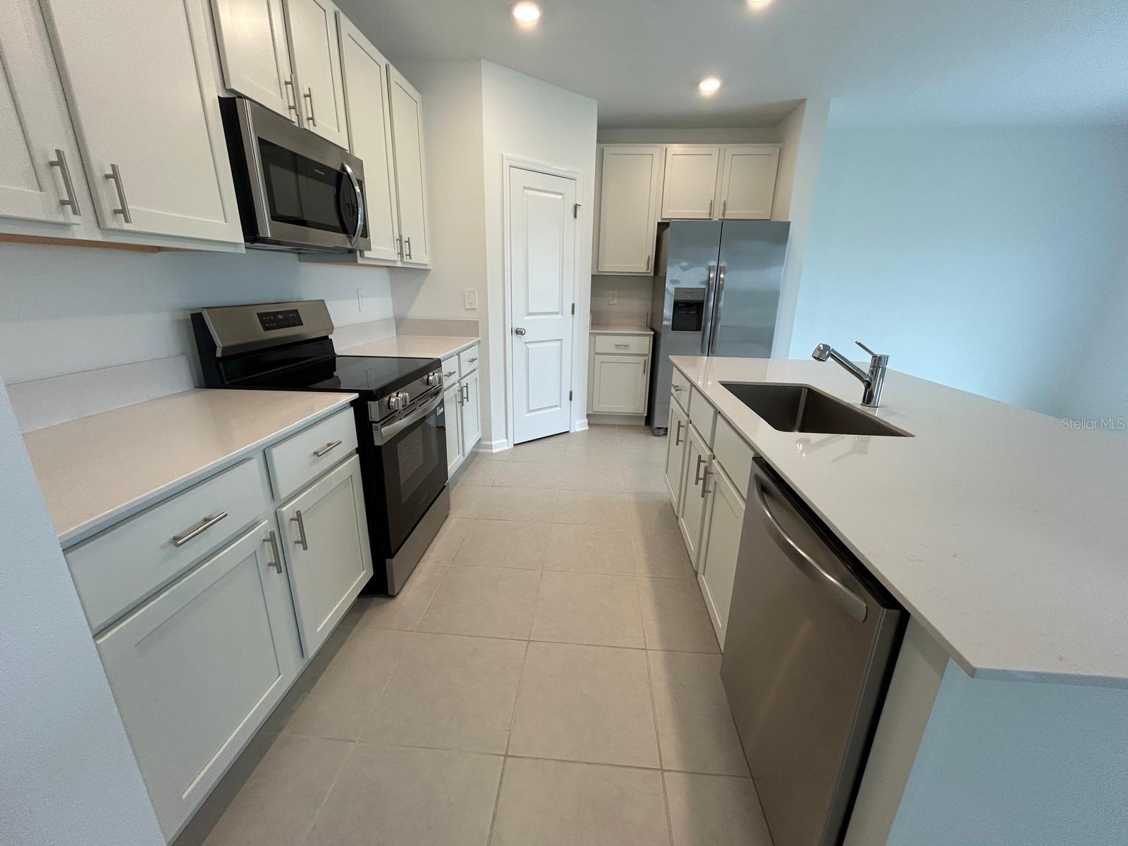 Image 5 of 22 For 5686 Portico Place
