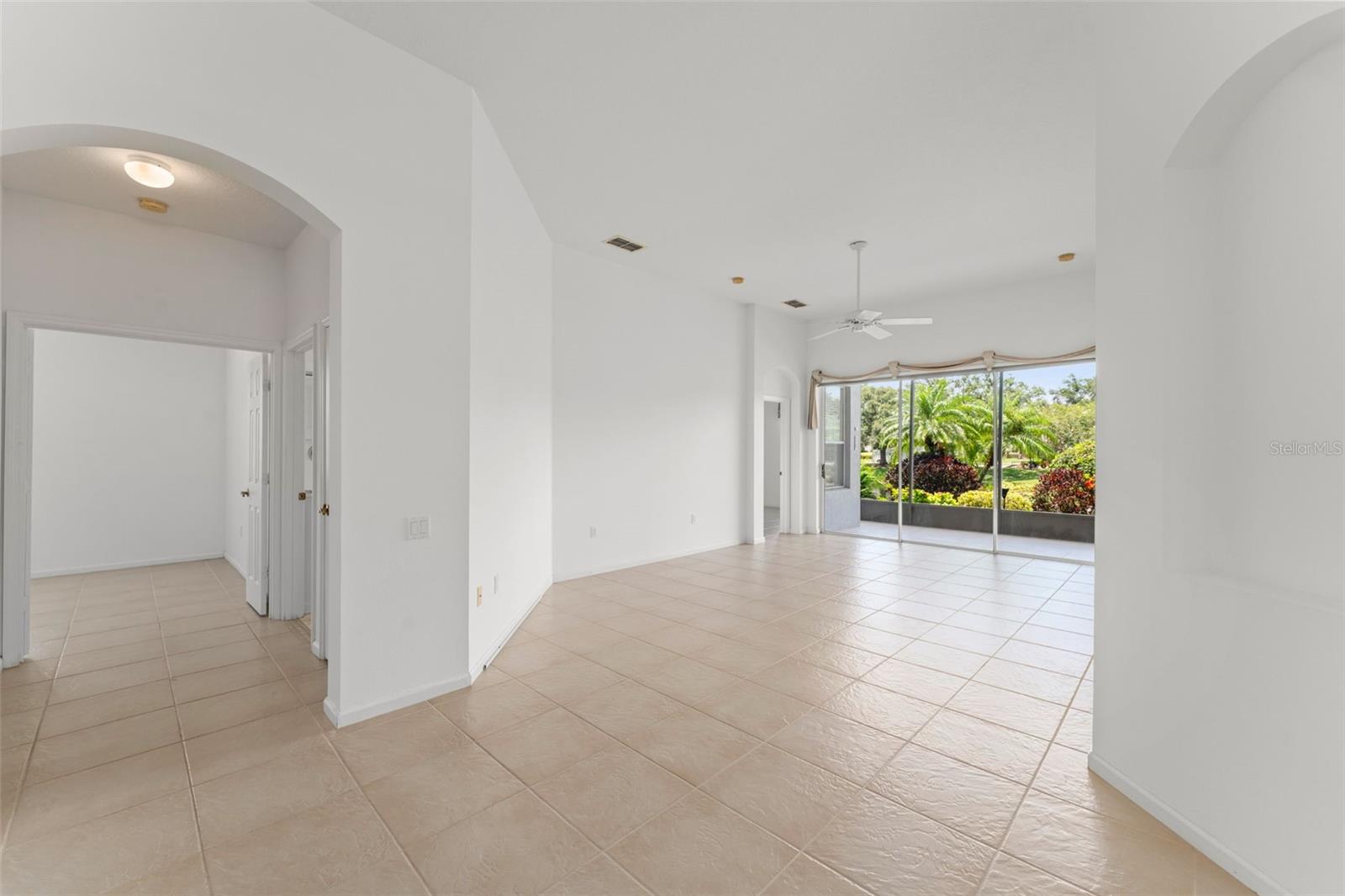 Image 15 of 44 For 3419 Fernwood Drive