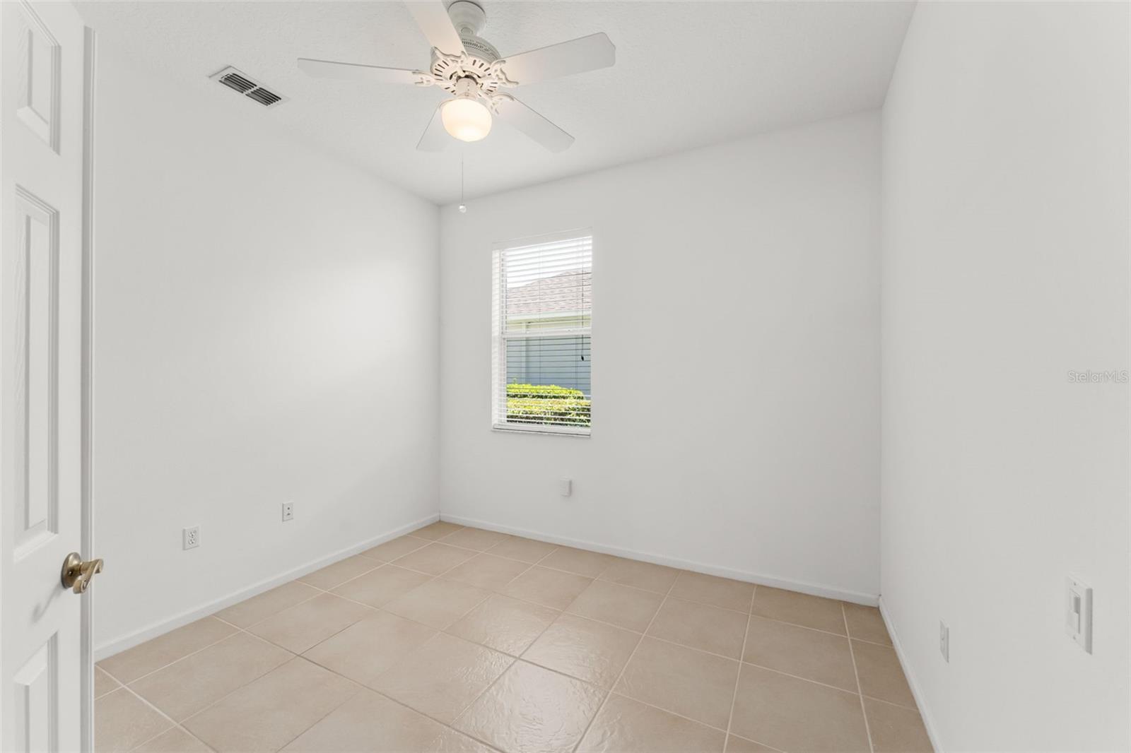 Image 33 of 44 For 3419 Fernwood Drive