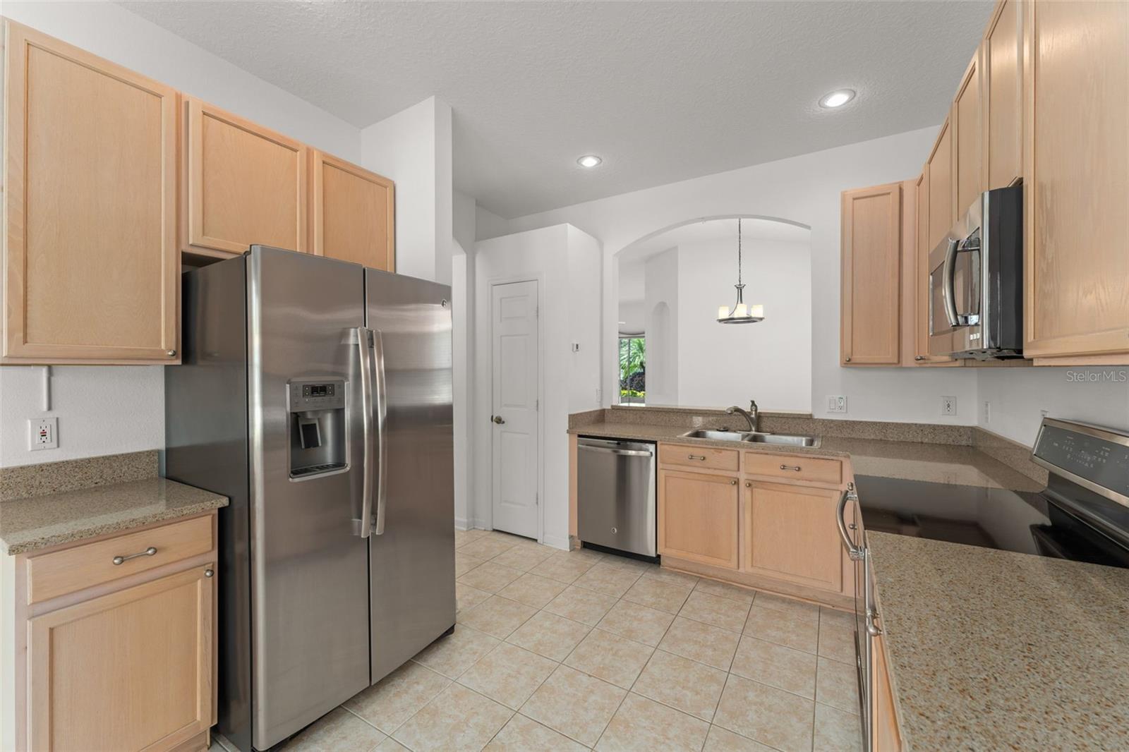 Image 9 of 44 For 3419 Fernwood Drive