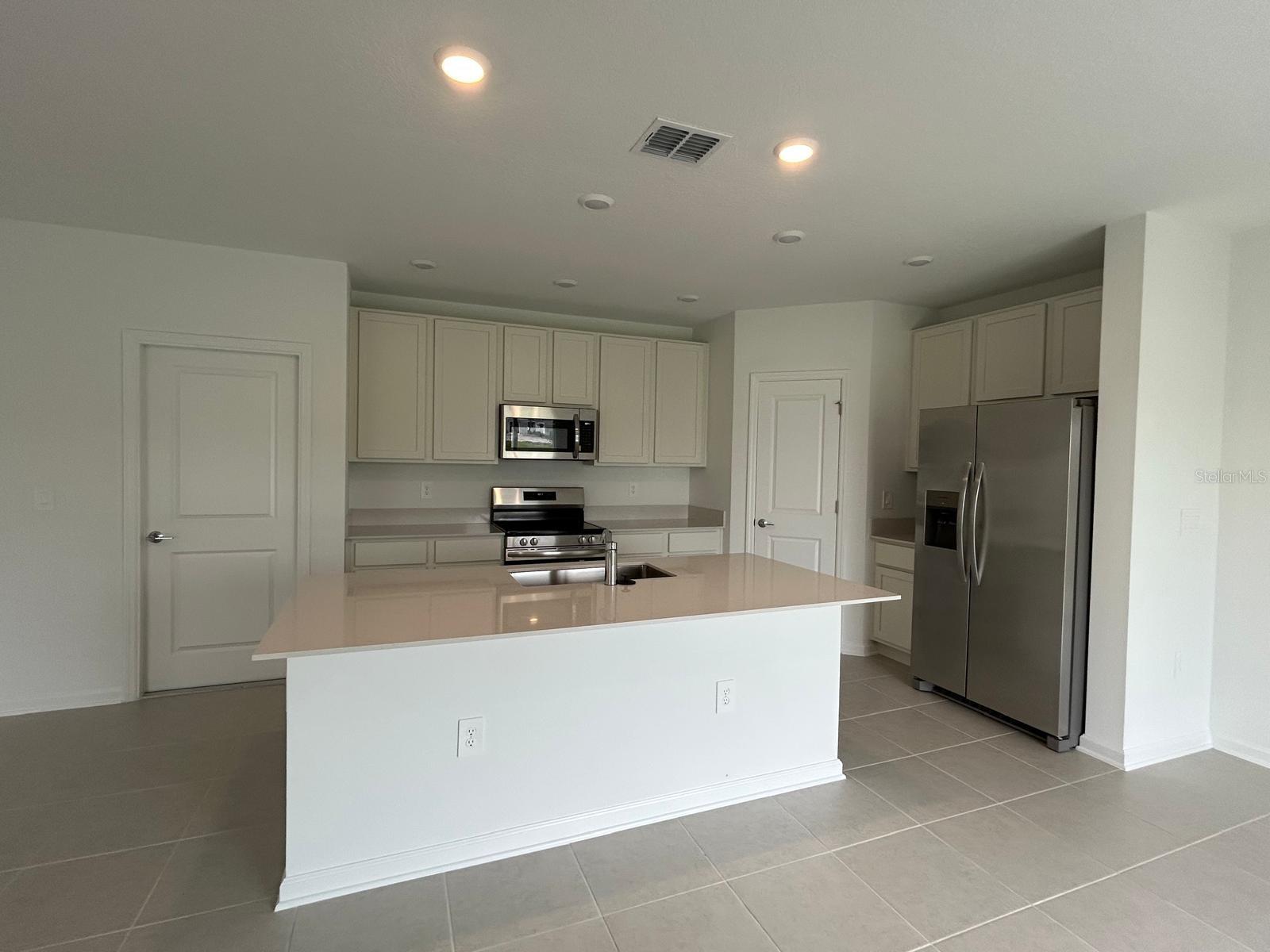 Image 4 of 22 For 5680 Portico Place