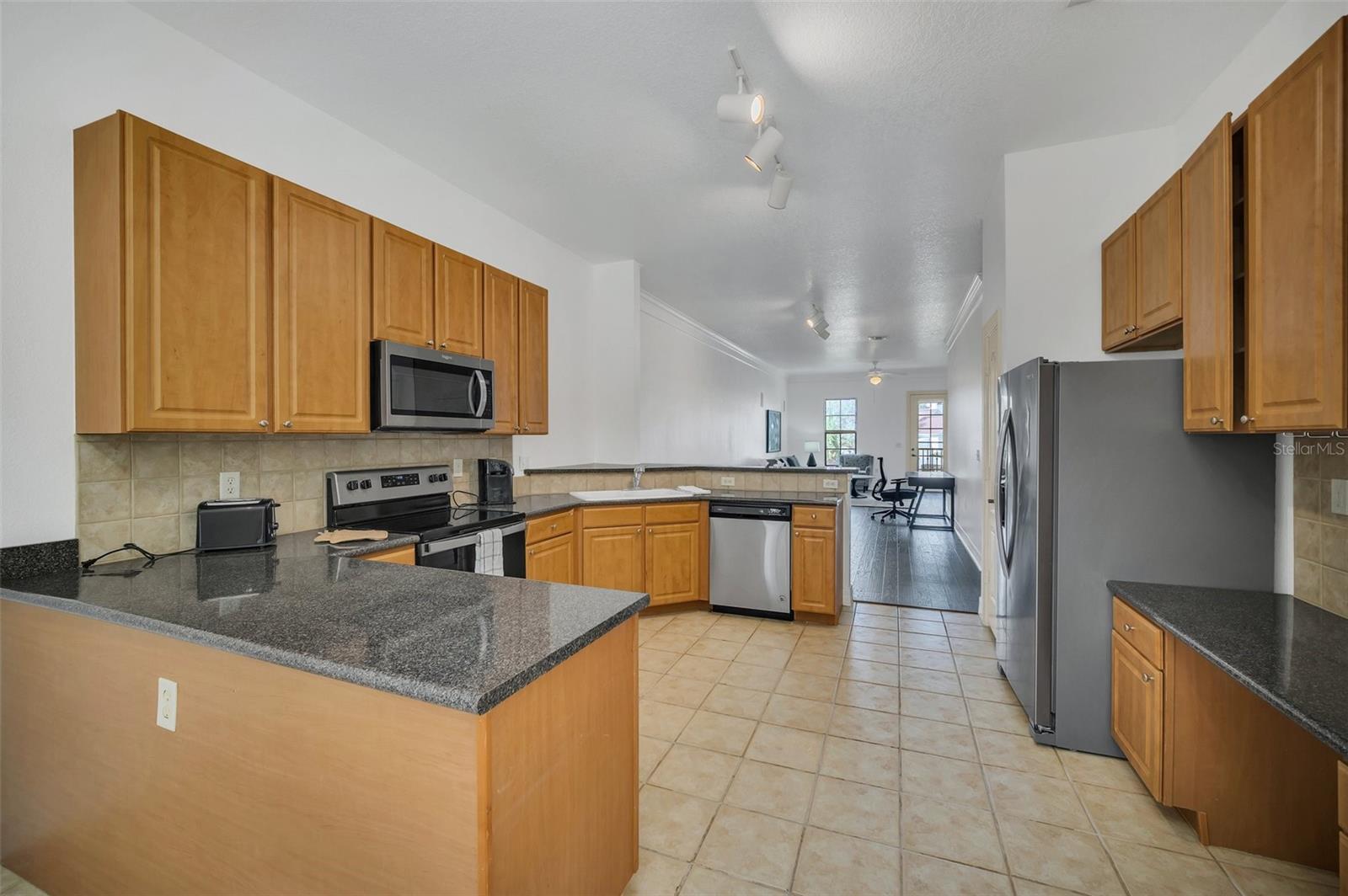 Image 22 of 70 For 506 Mirasol Circle 202