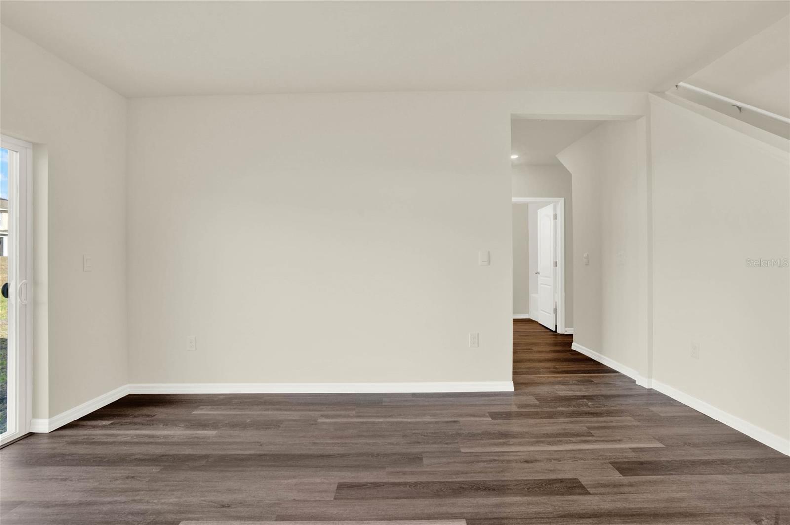 Image 4 of 29 For 5135 Marshelder Street