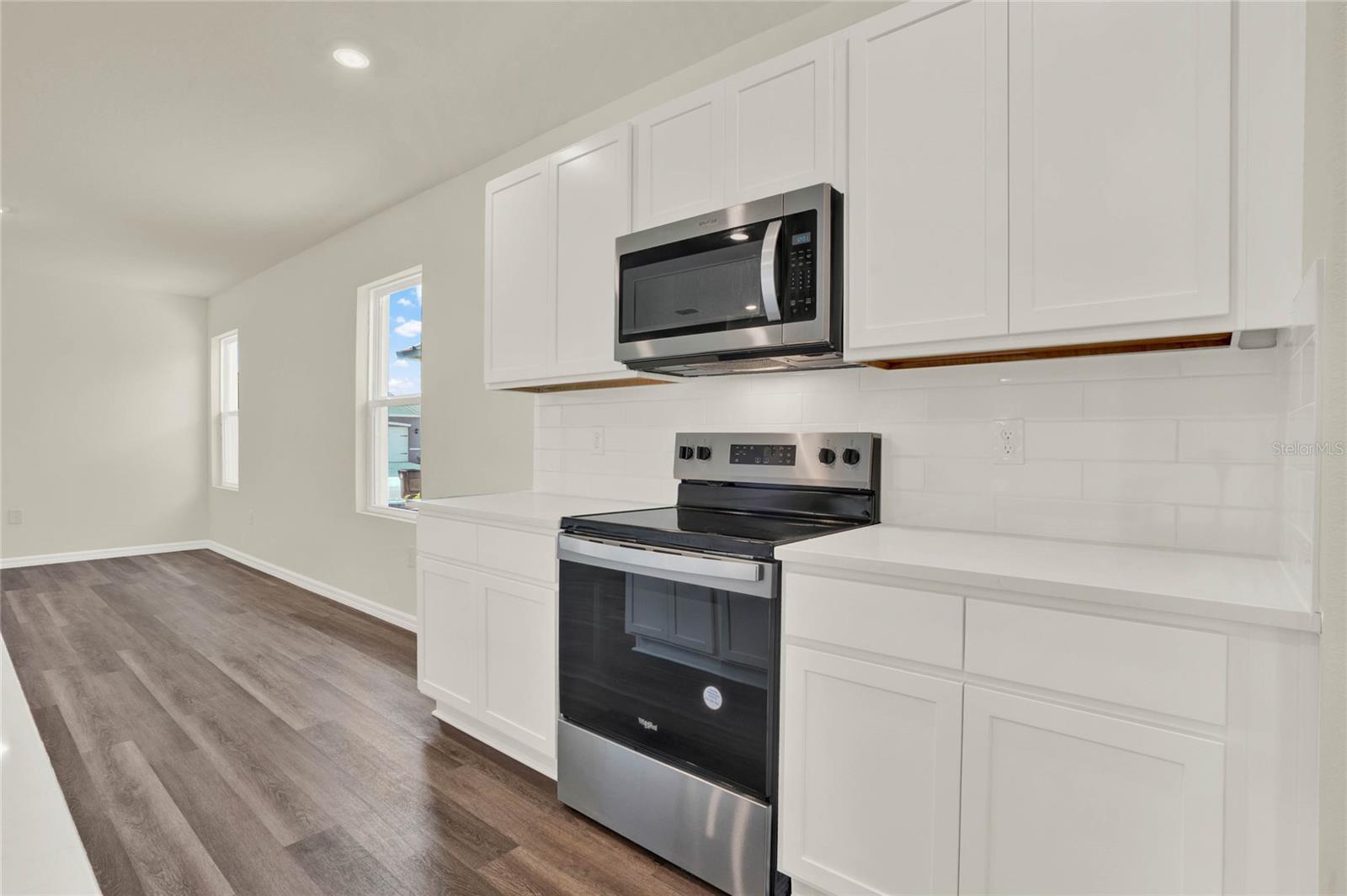 Image 9 of 29 For 5135 Marshelder Street
