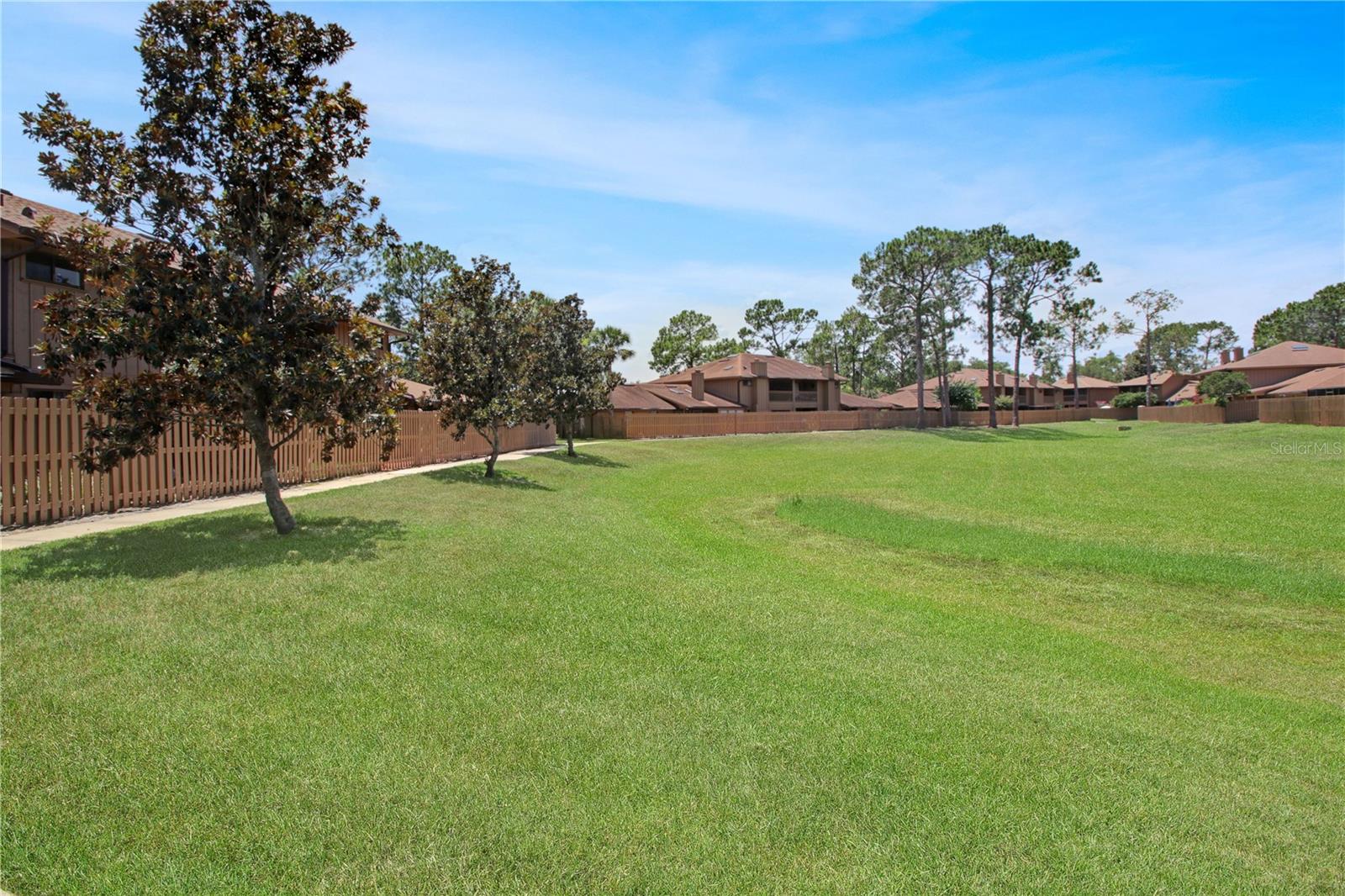Image 19 of 20 For 199 Heron Bay Circle