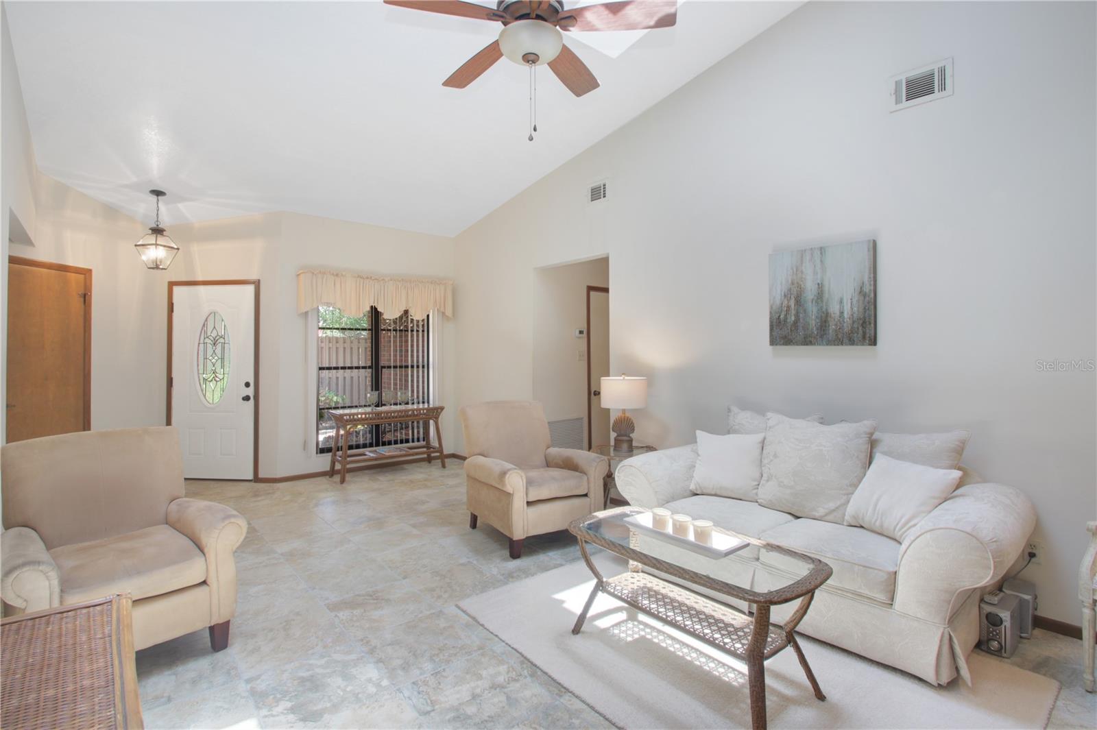 Image 7 of 20 For 199 Heron Bay Circle