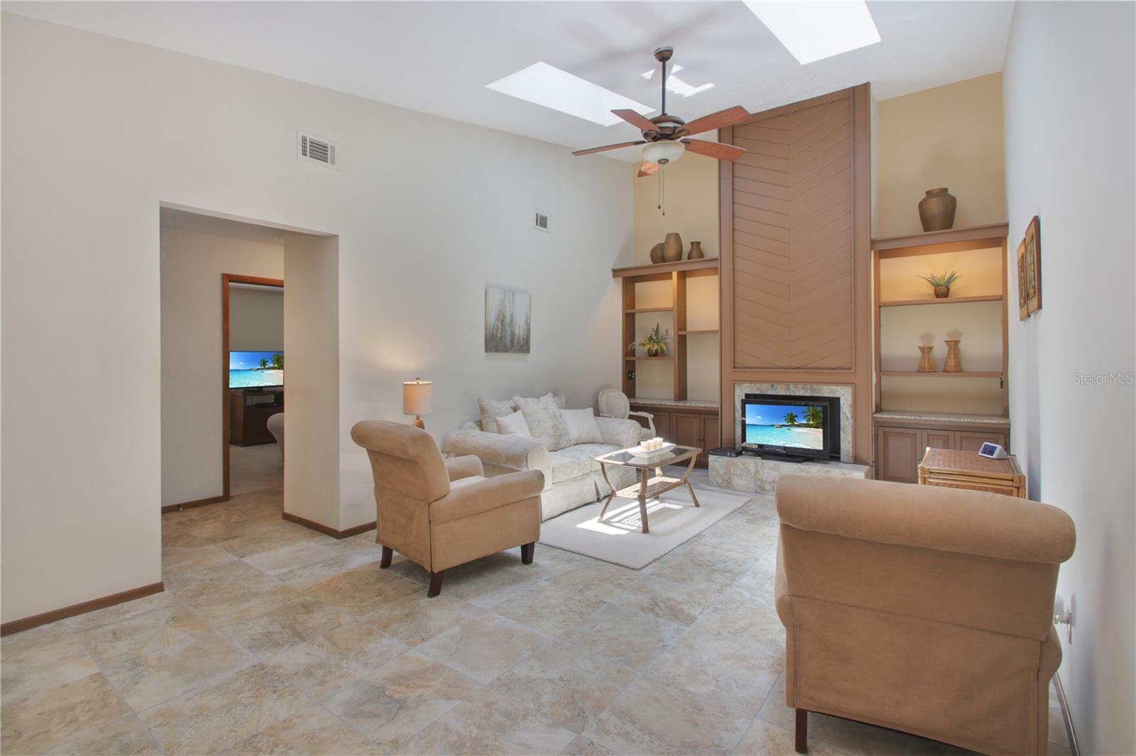 Image 8 of 20 For 199 Heron Bay Circle