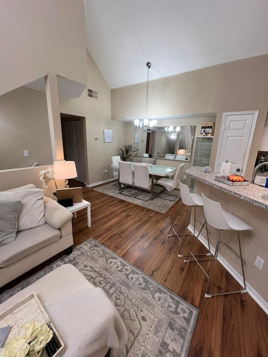 Image 11 of 20 For 6328 Raleigh Street 814