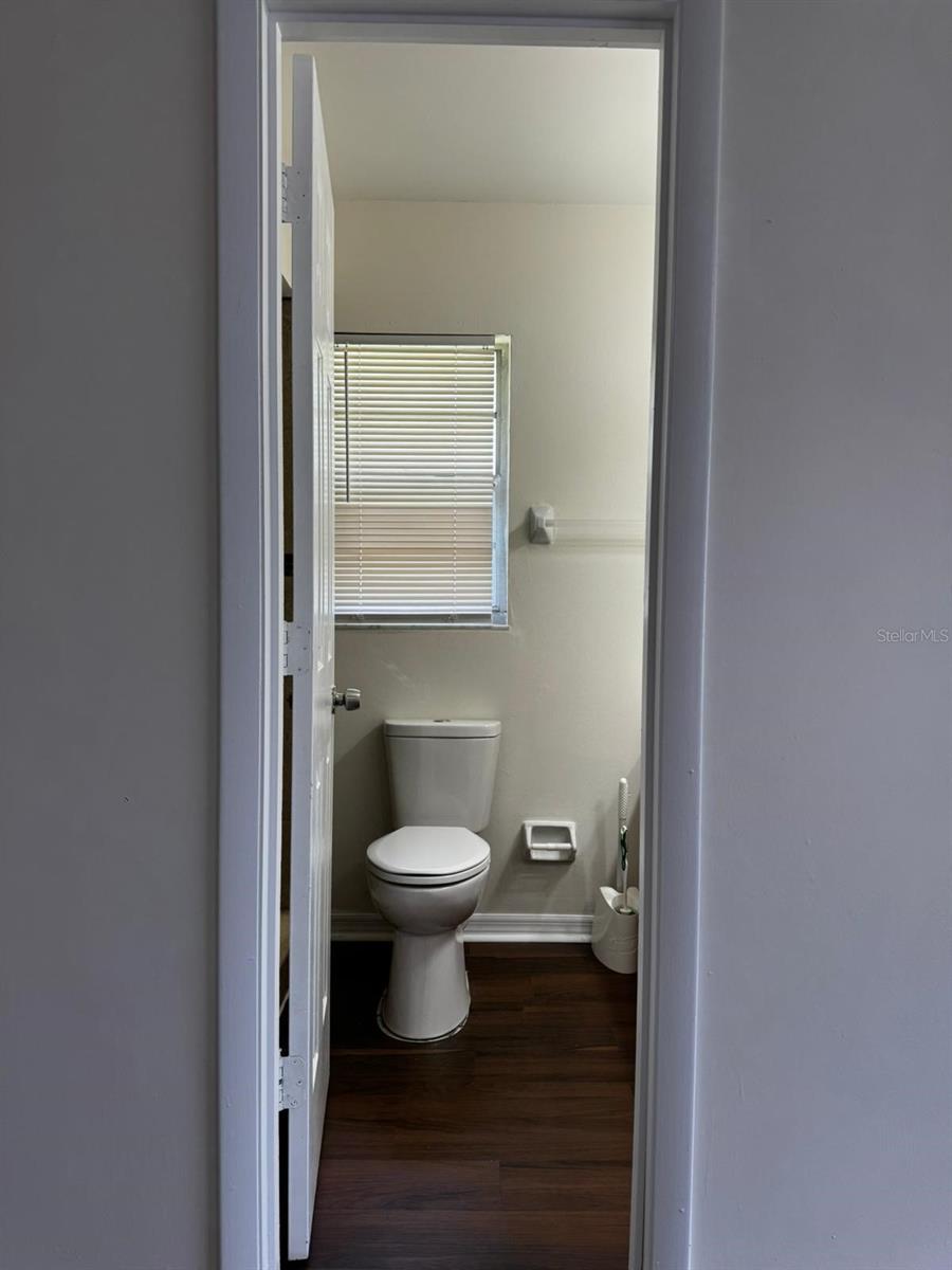 Image 11 of 22 For 14 Windtree Lane 203