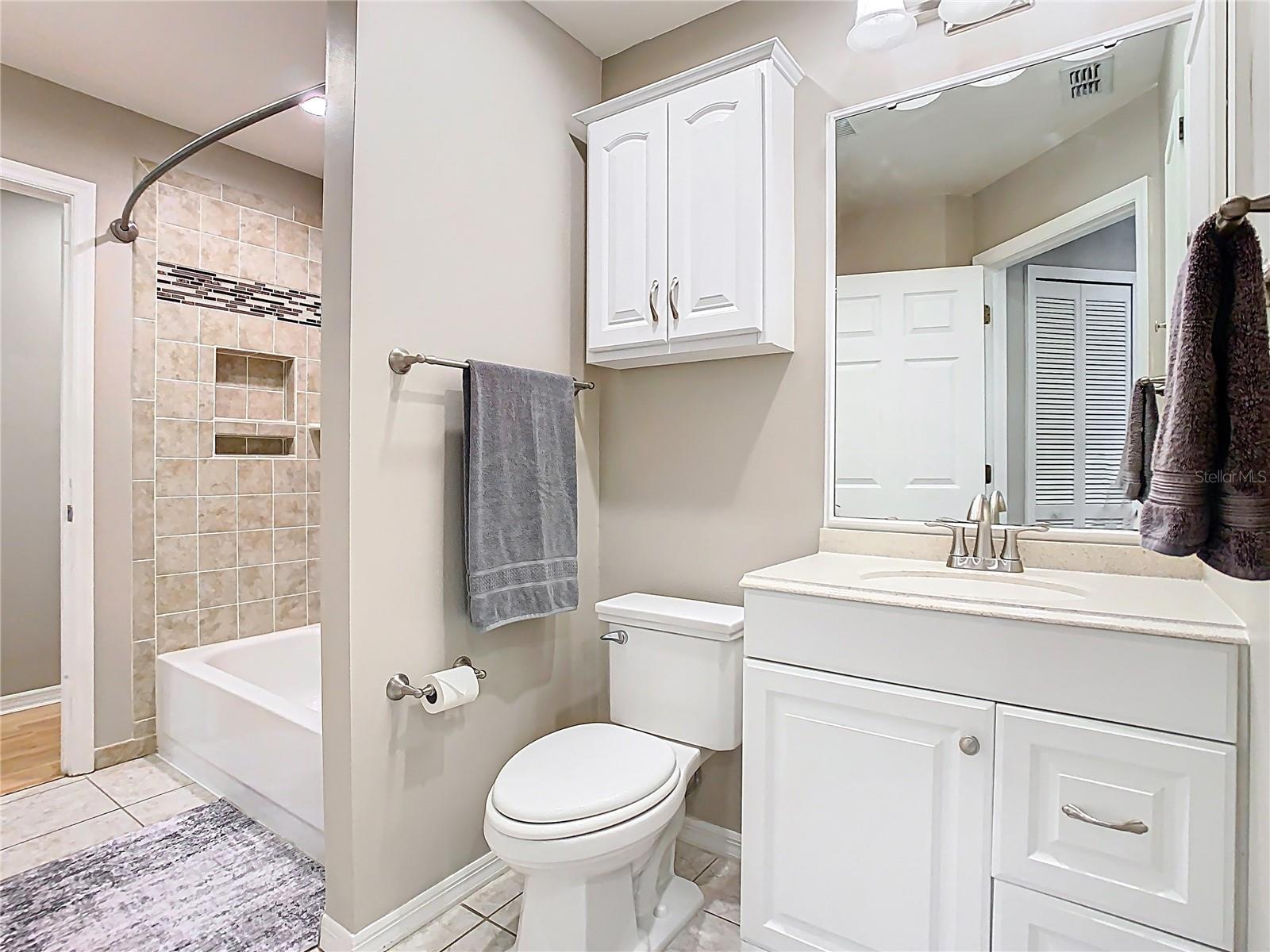Image 16 of 45 For 2641 Delcrest Drive