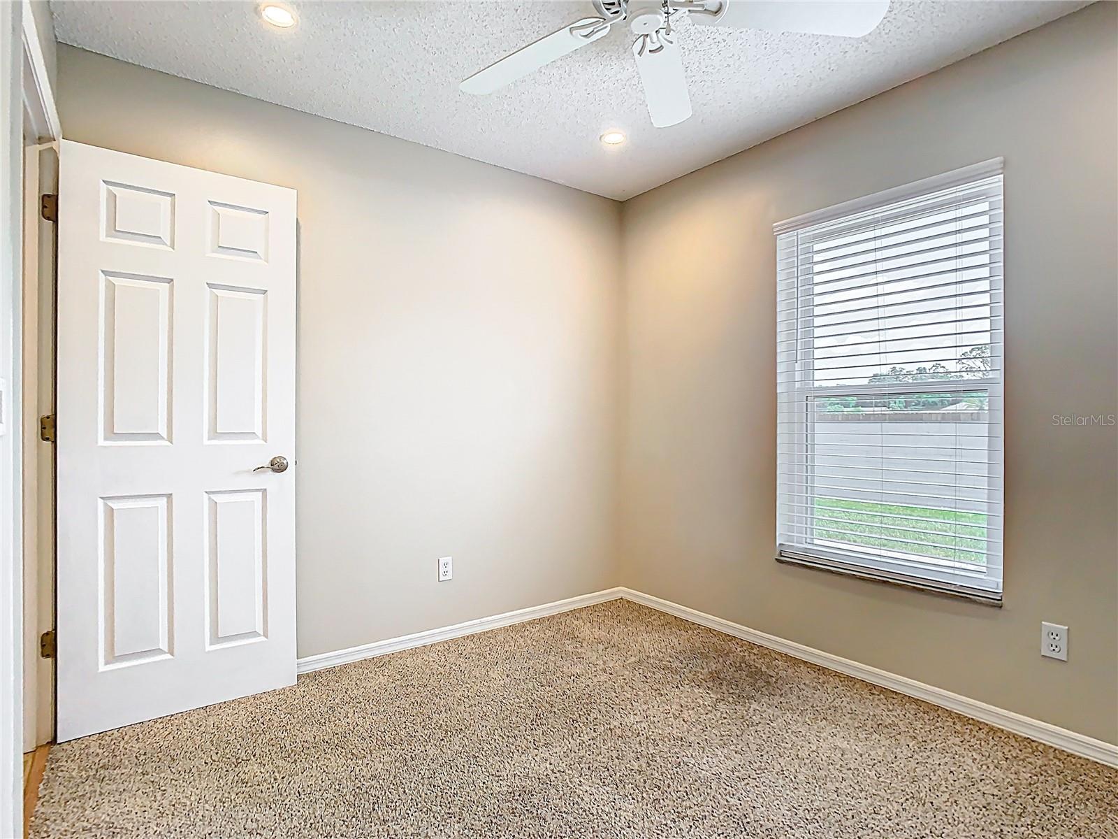 Image 18 of 45 For 2641 Delcrest Drive