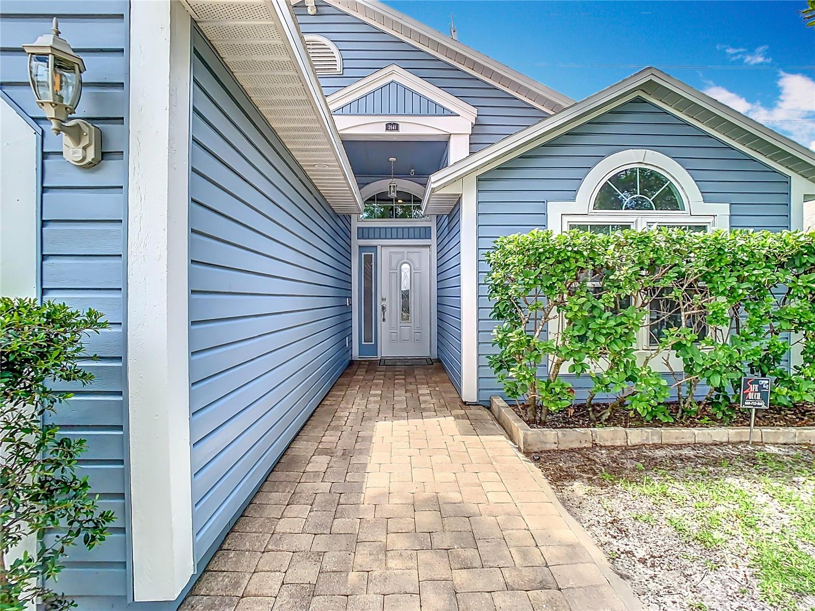Image 2 of 45 For 2641 Delcrest Drive