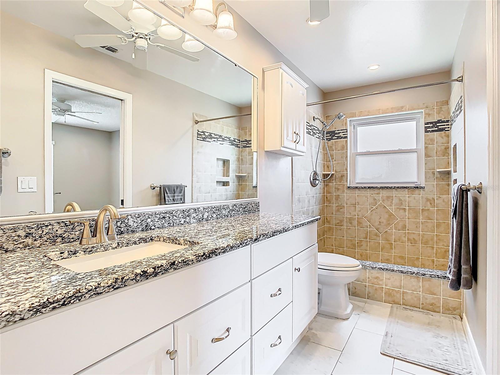 Image 20 of 45 For 2641 Delcrest Drive