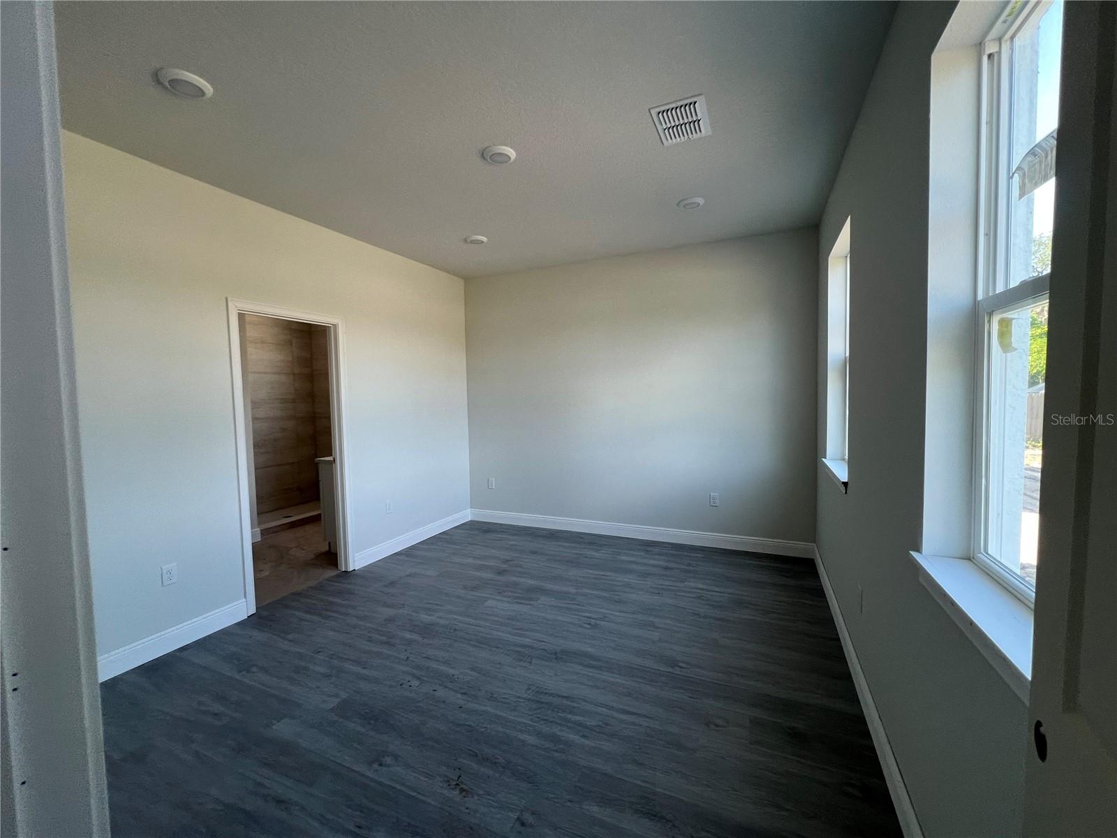 Image 6 of 12 For 230 Lucile Way
