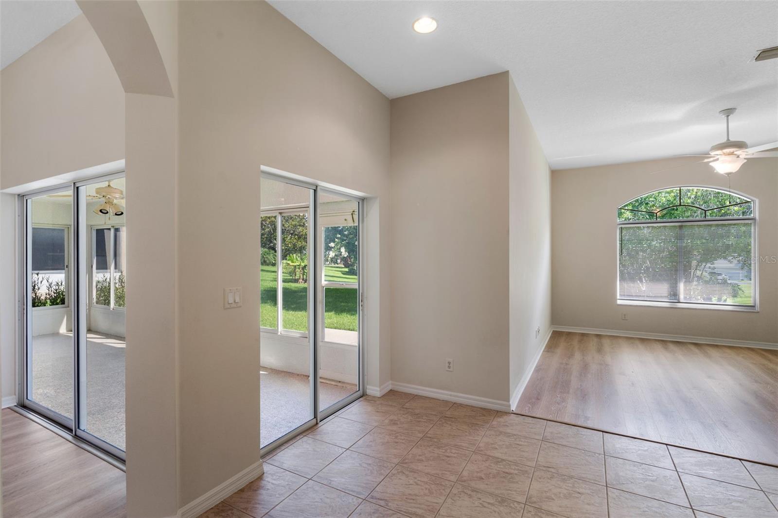 Image 13 of 21 For 26908 Honeymoon Avenue