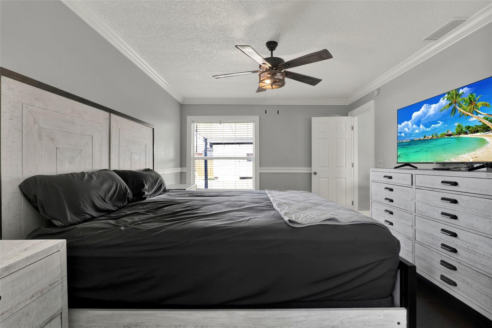Image 35 of 62 For 2375 Belen Drive