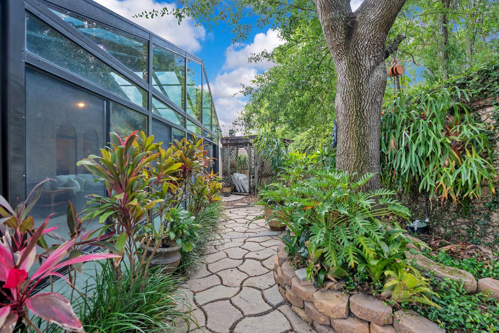Image 33 of 50 For 1609 Glen Eagles Way