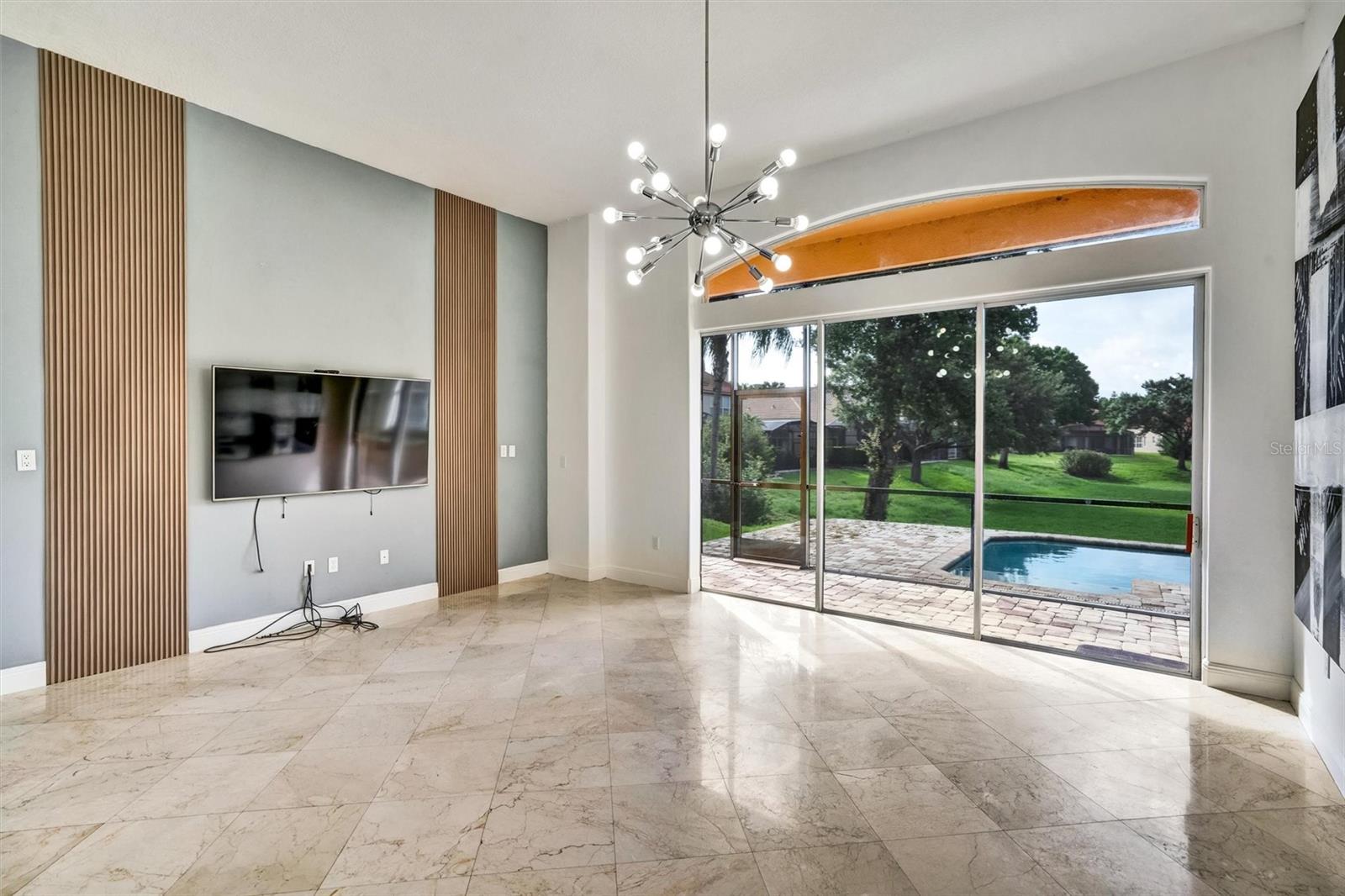 Image 13 of 35 For 8412 Saint Marino Boulevard