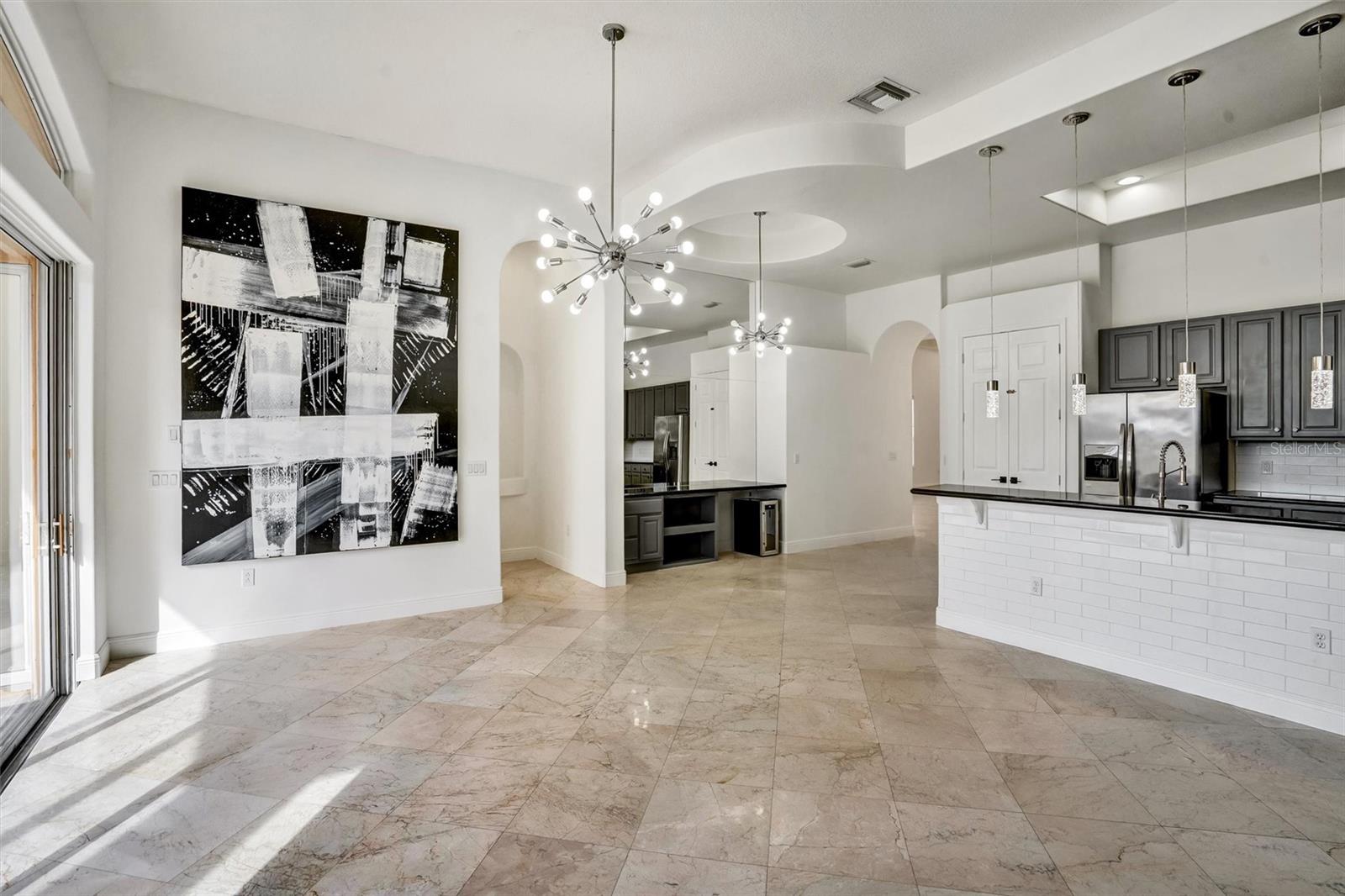Image 14 of 35 For 8412 Saint Marino Boulevard