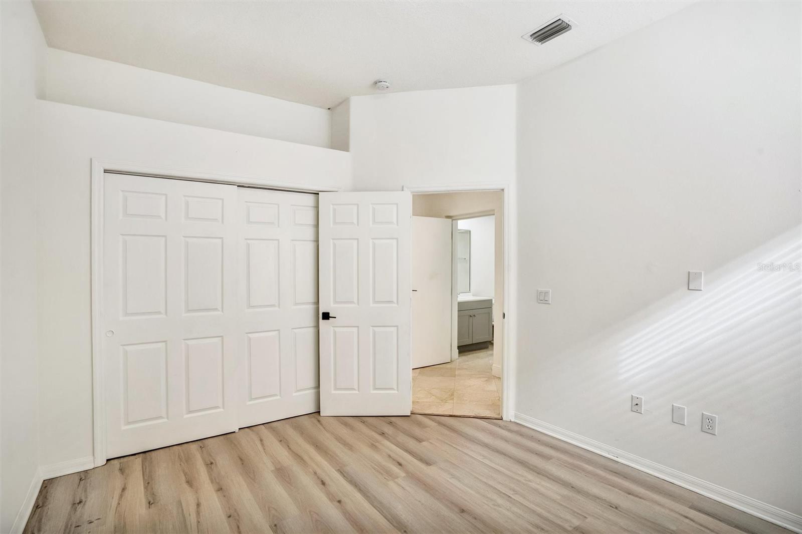 Image 21 of 35 For 8412 Saint Marino Boulevard