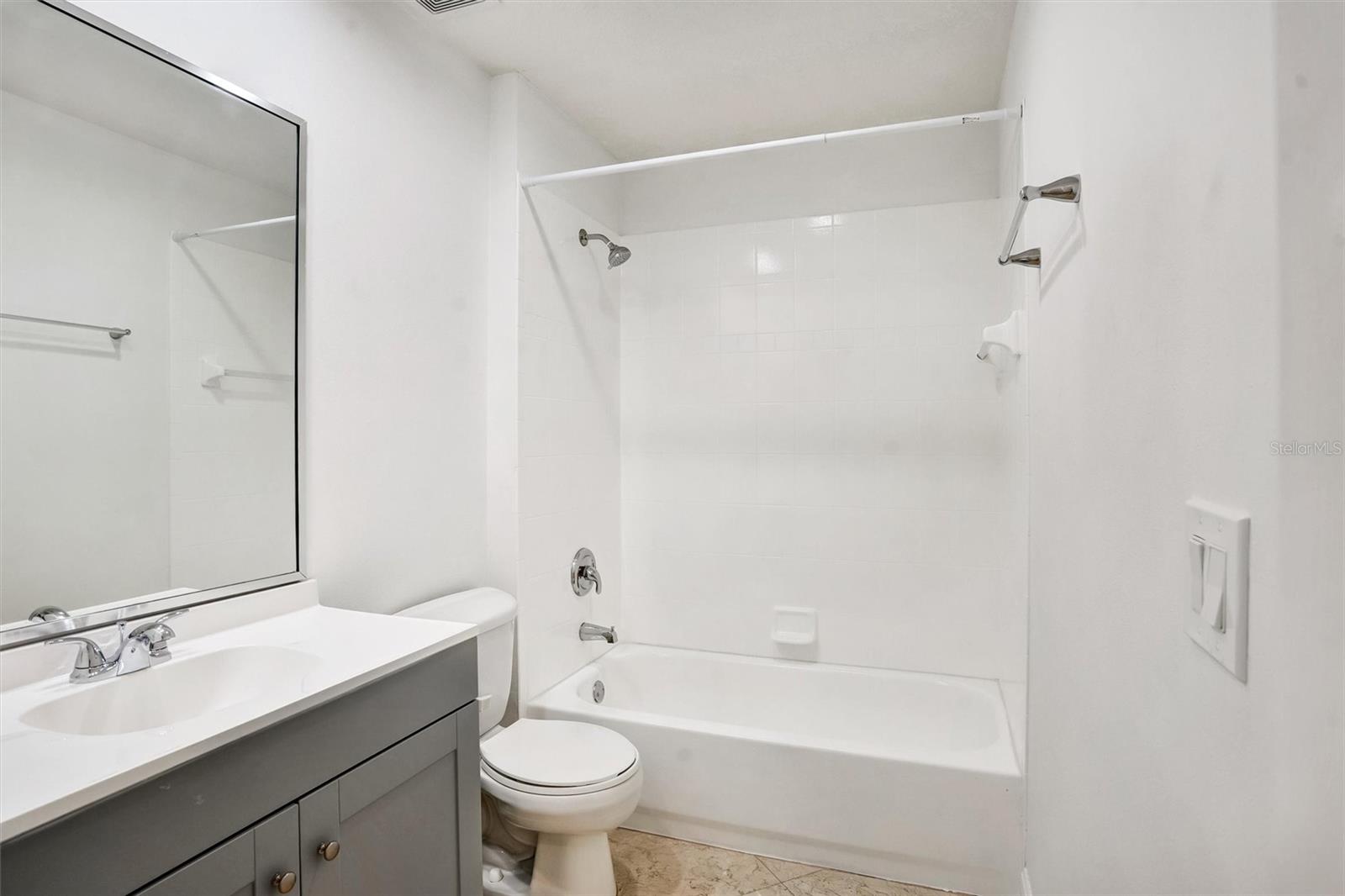 Image 22 of 35 For 8412 Saint Marino Boulevard