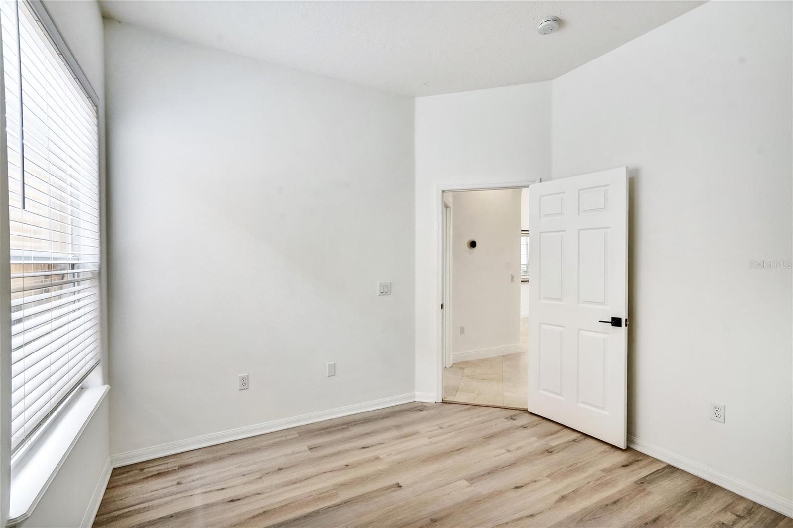 Image 24 of 35 For 8412 Saint Marino Boulevard