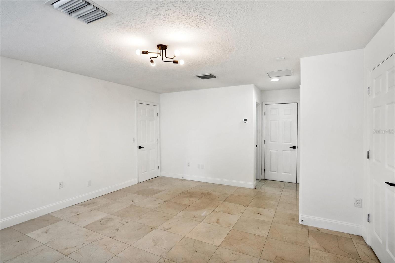 Image 28 of 35 For 8412 Saint Marino Boulevard