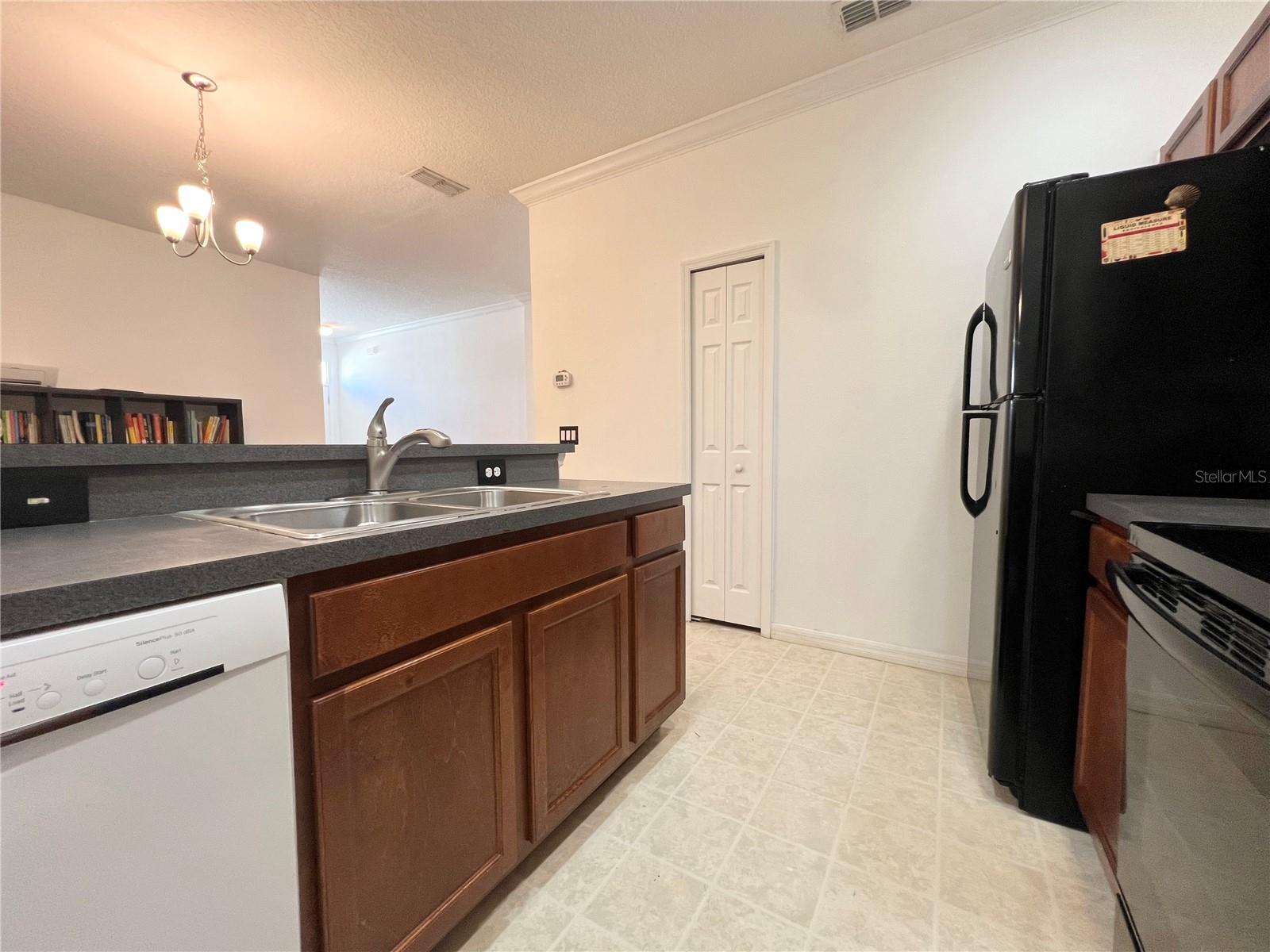 Image 9 of 36 For 1780 Coriander Drive