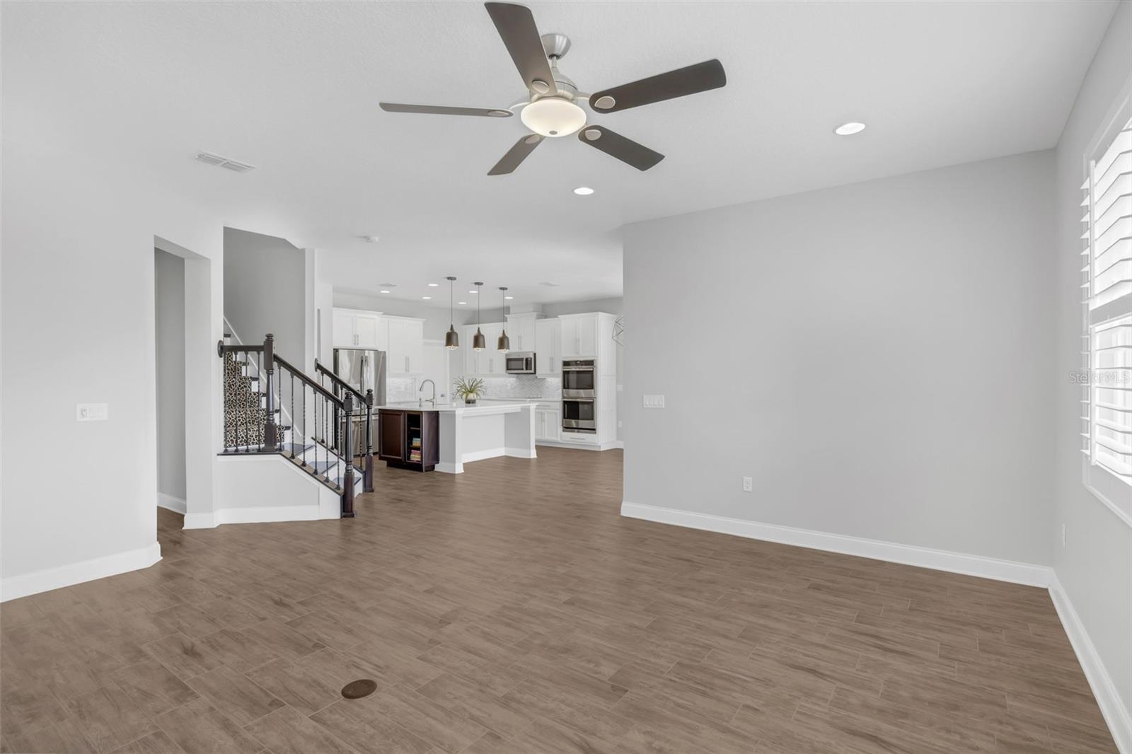 Image 12 of 48 For 32004 Redtail Reserve Boulevard