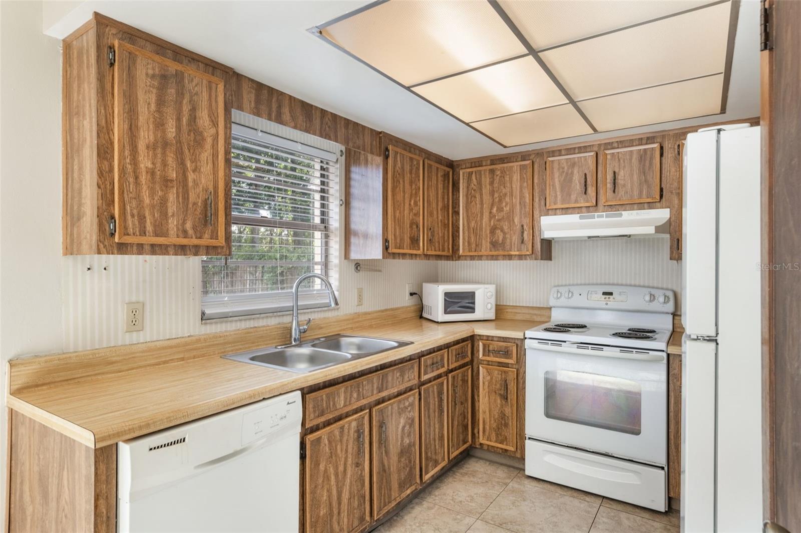 Image 3 of 16 For 6835 Massa Court