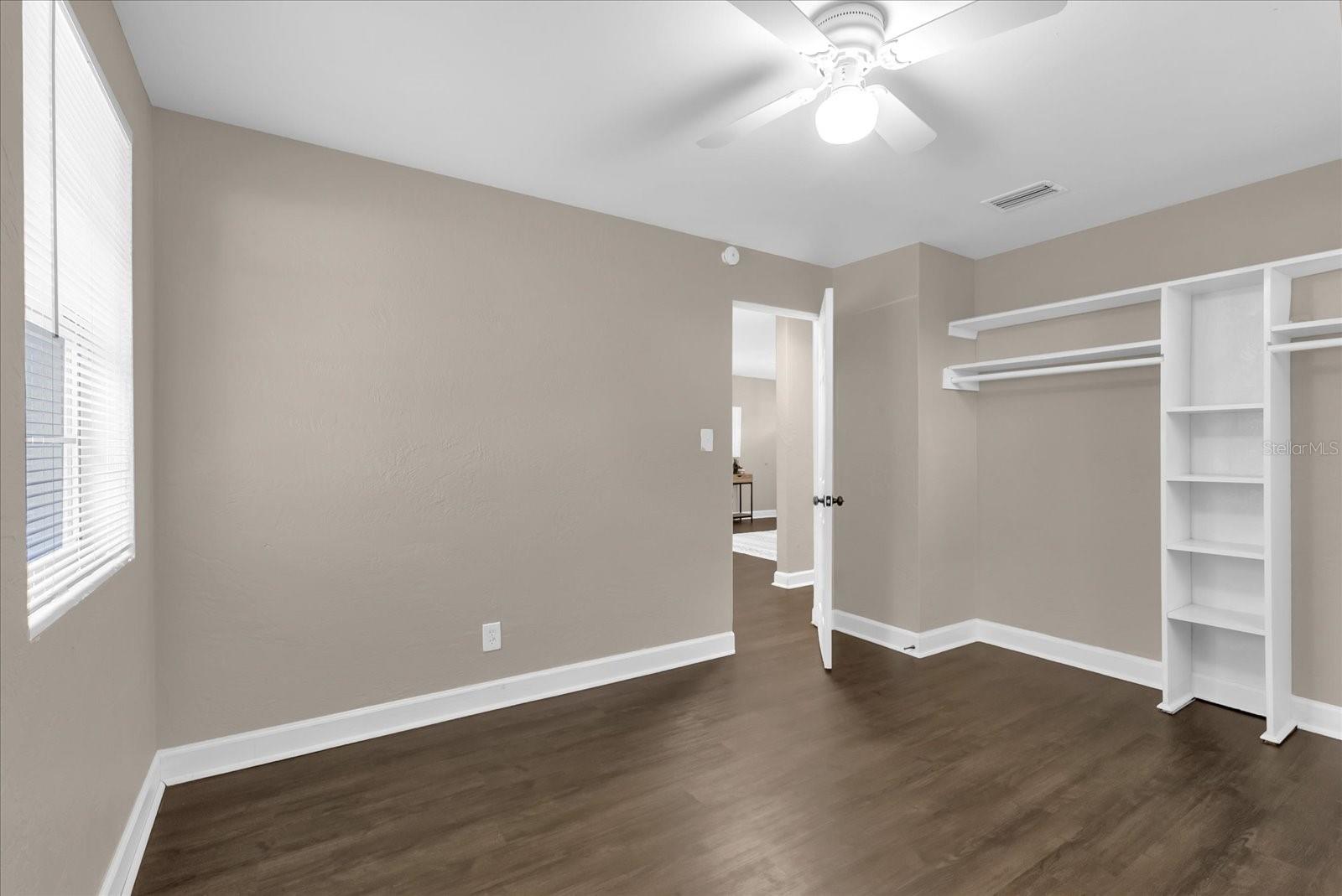 Image 11 of 24 For 461 Brentwood Drive