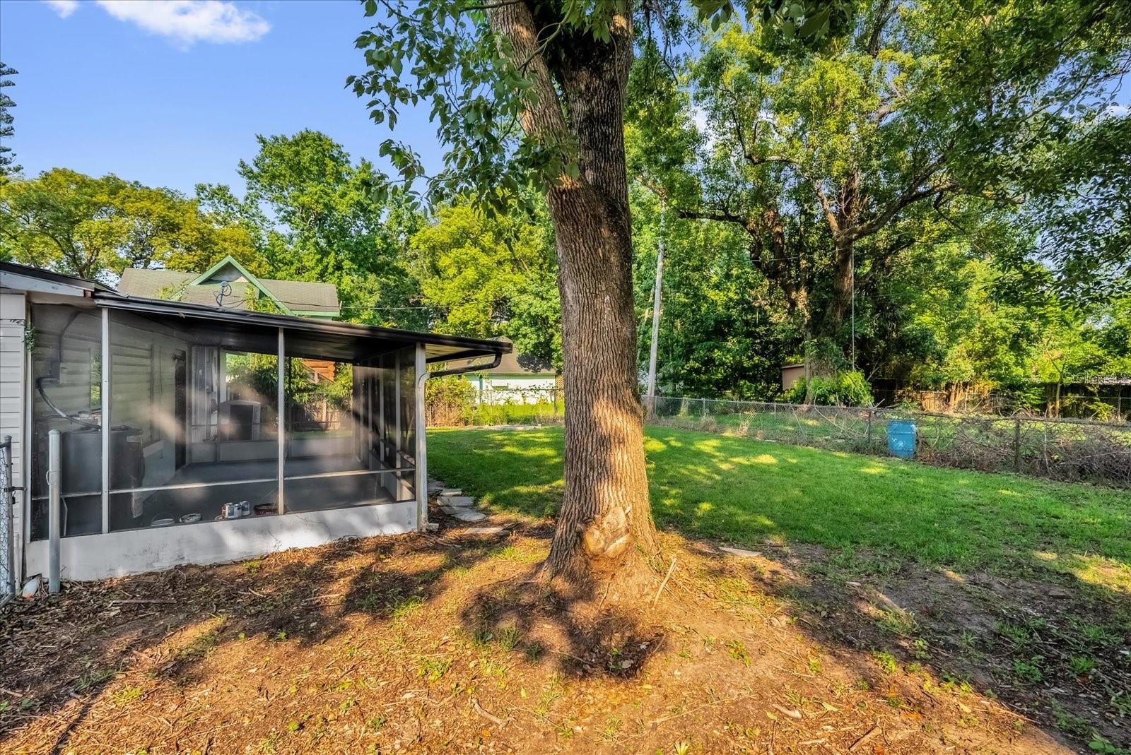 Image 21 of 24 For 461 Brentwood Drive
