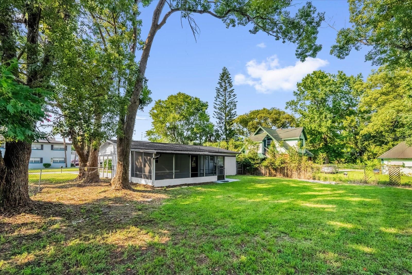 Image 22 of 24 For 461 Brentwood Drive