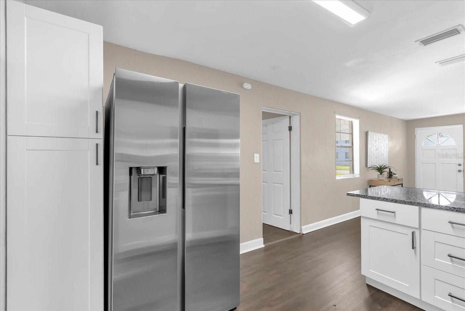 Image 6 of 24 For 461 Brentwood Drive
