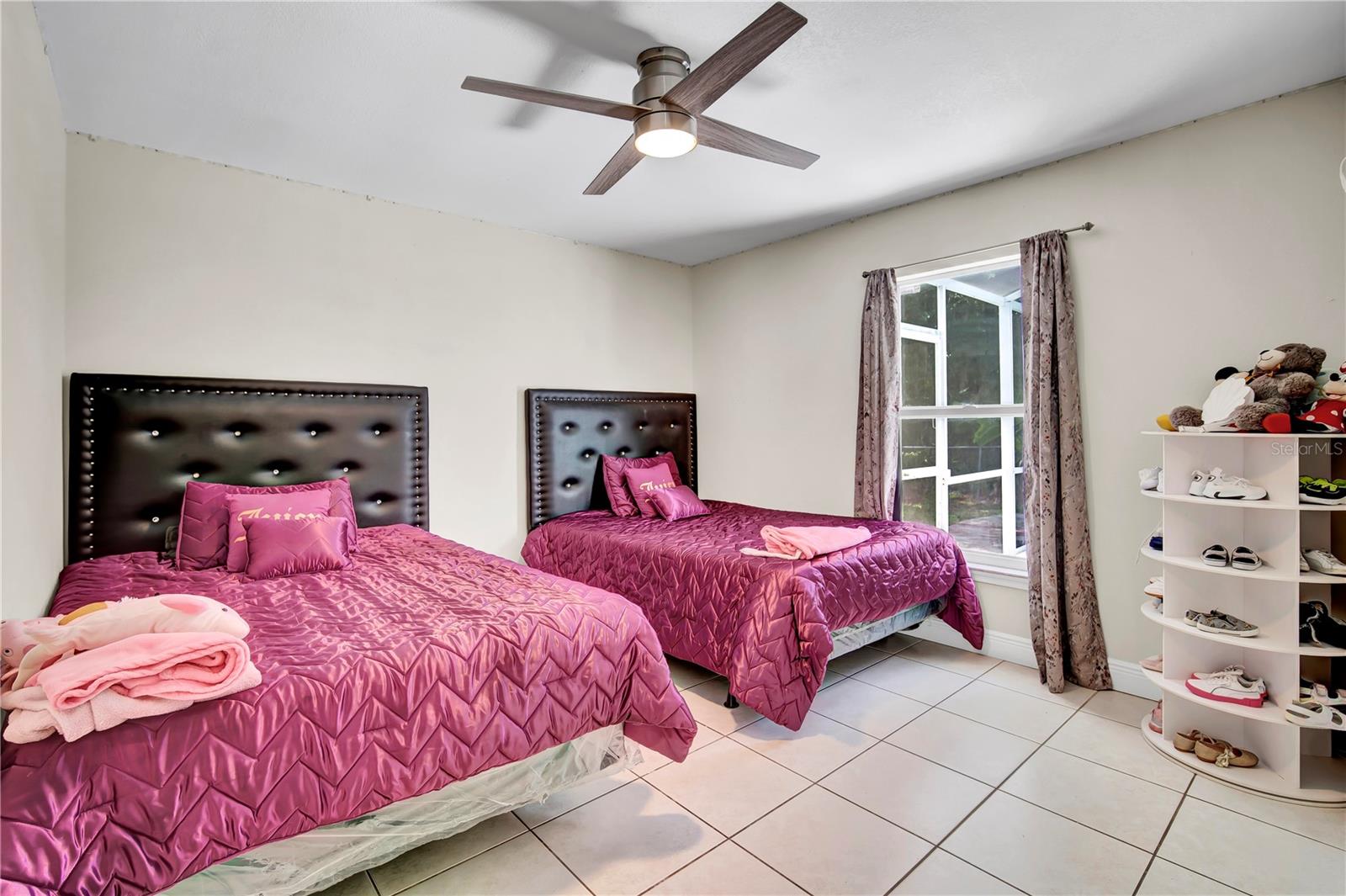 Image 13 of 21 For 443 Magpie Court