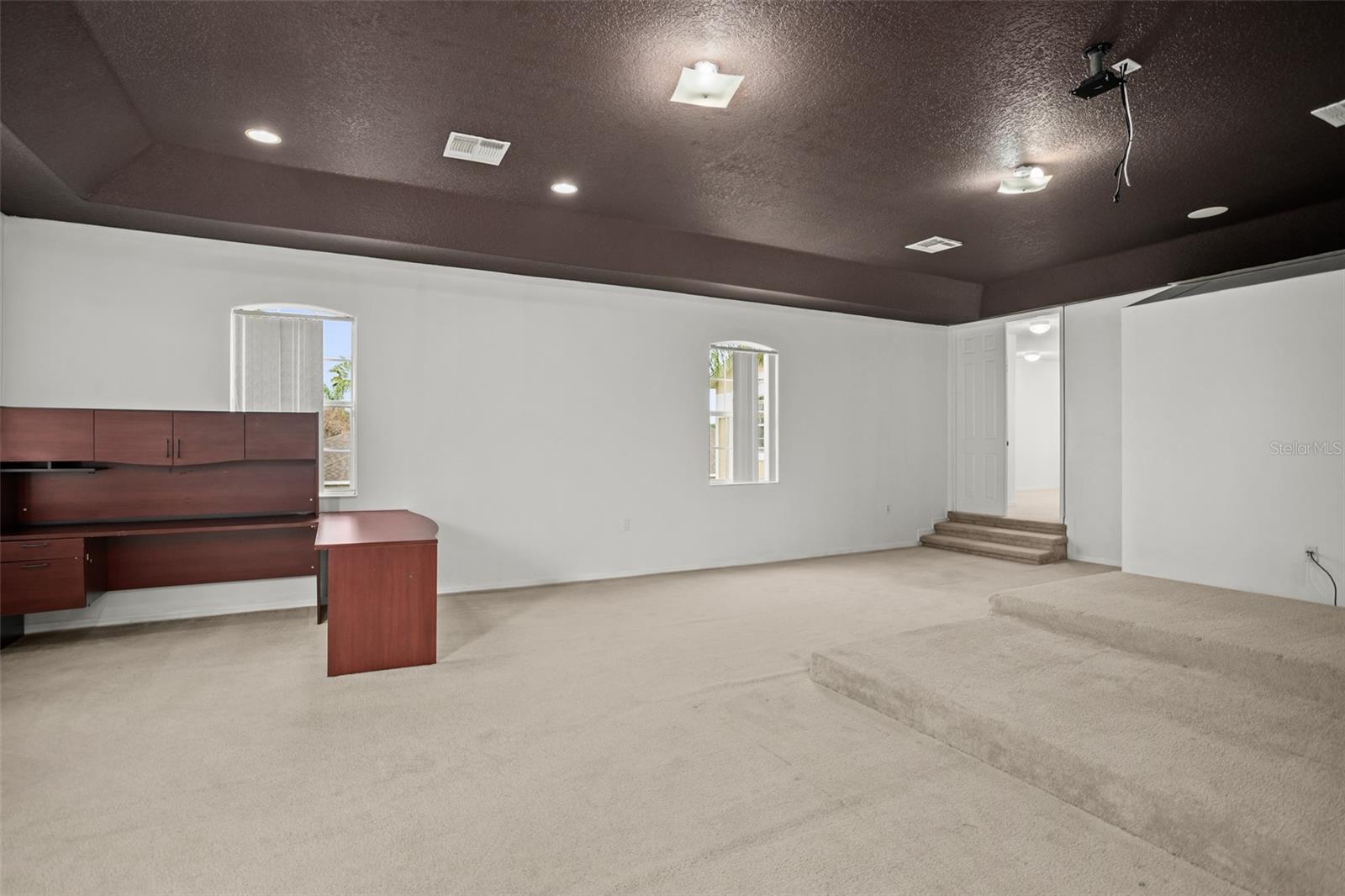 Image 36 of 46 For 9727 Mountain Lake Drive