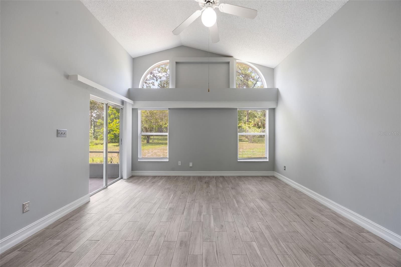 Image 11 of 56 For 2767 Aragon Terrace