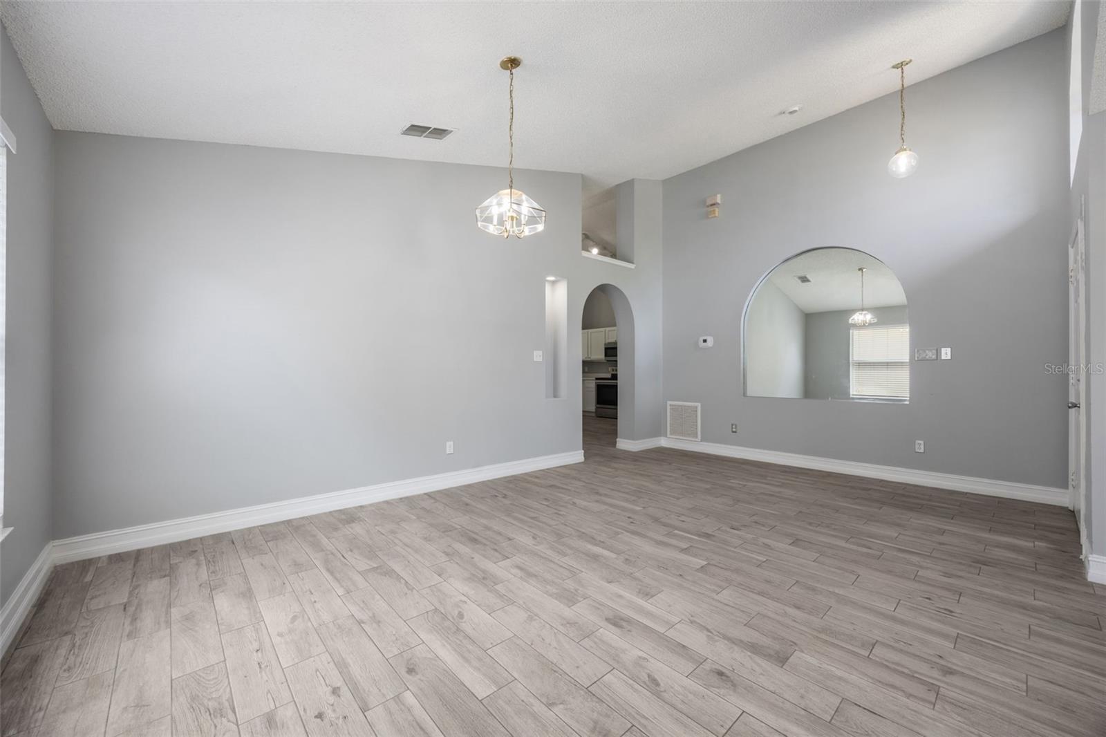 Image 15 of 56 For 2767 Aragon Terrace
