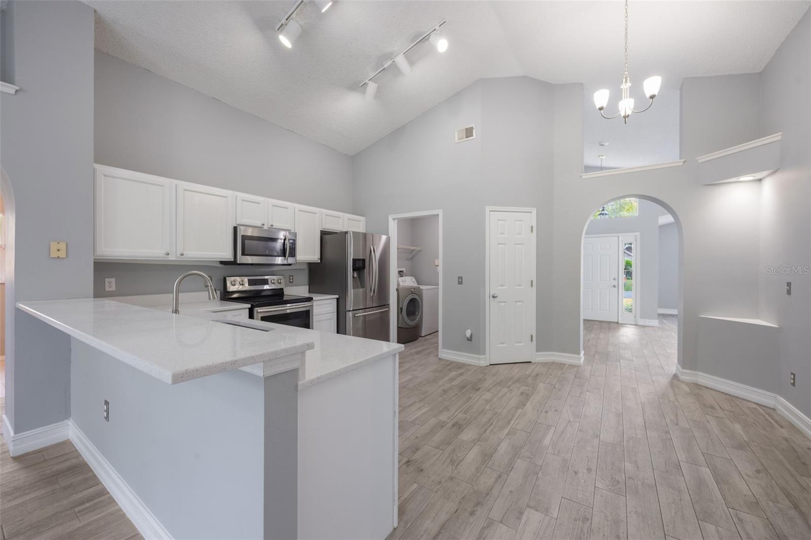Image 21 of 56 For 2767 Aragon Terrace