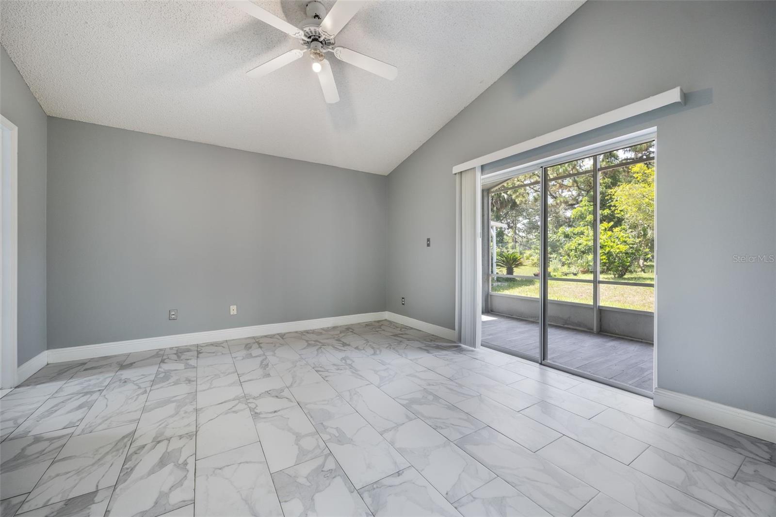 Image 29 of 56 For 2767 Aragon Terrace