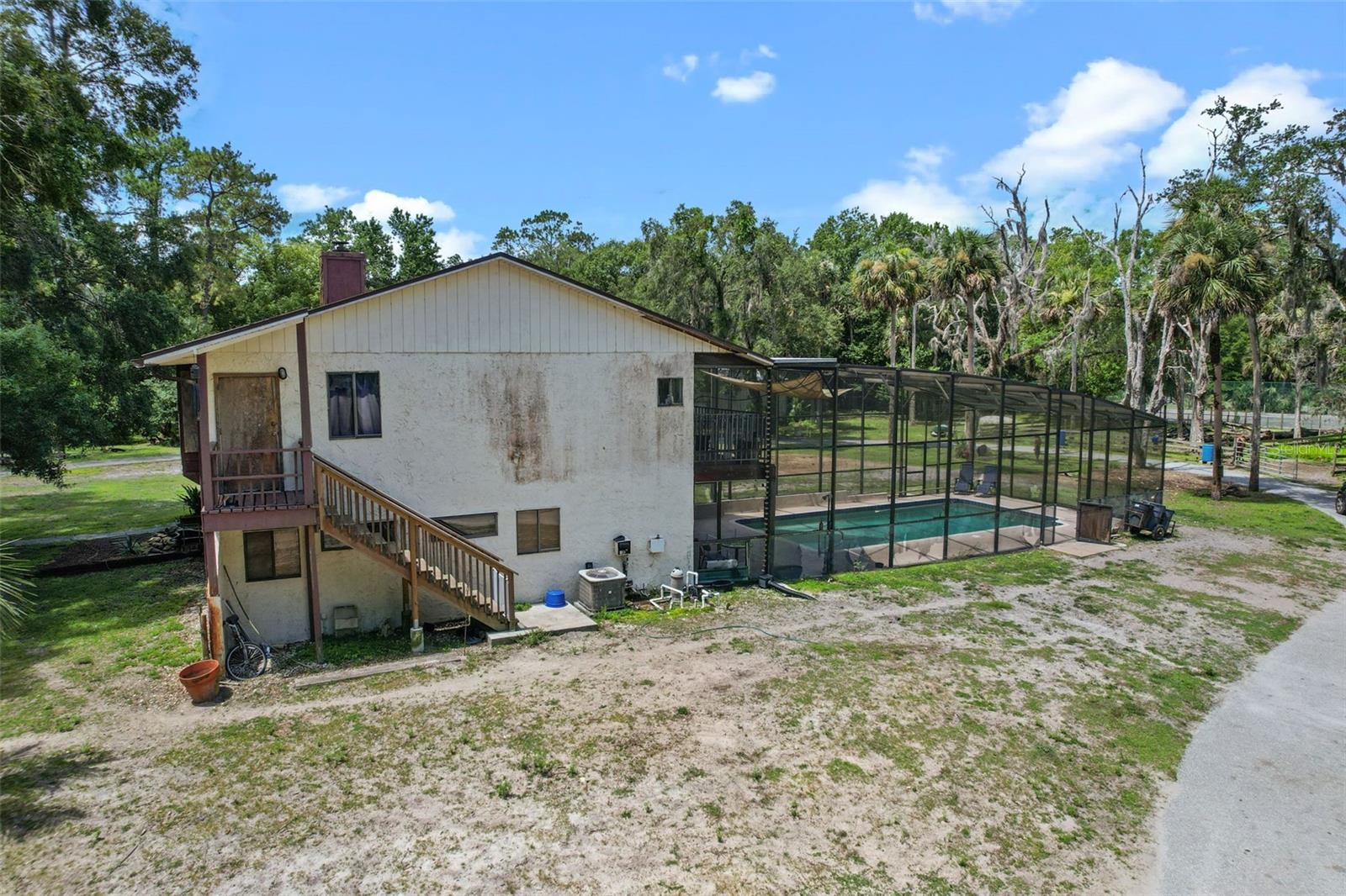 Image 8 of 52 For 546 Winona Drive