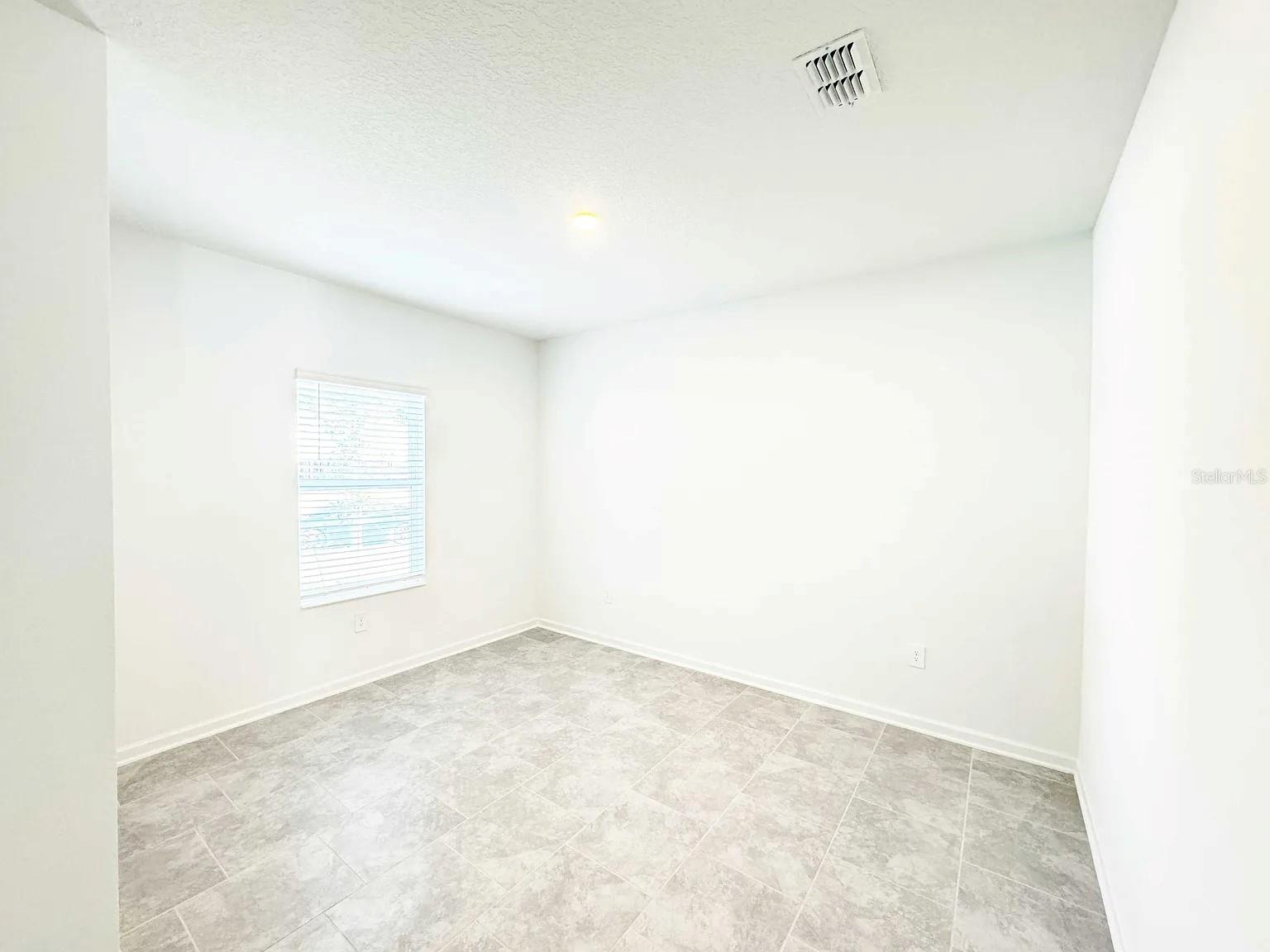 Image 16 of 19 For 2146 Sweet Honey Lane