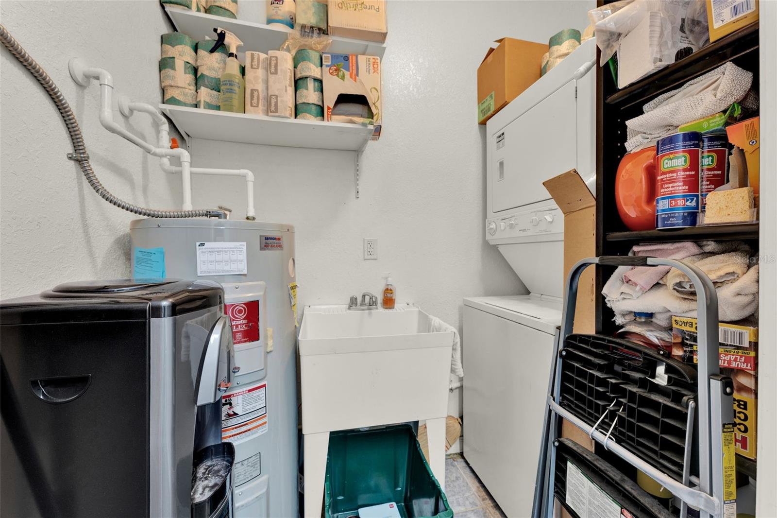 Image 12 of 15 For 115 Wilbur Avenue