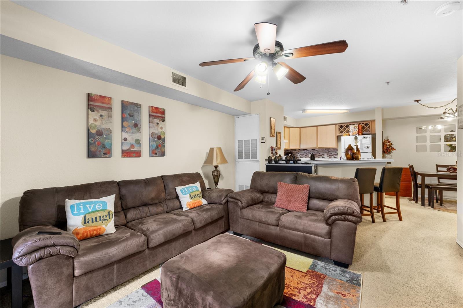 Image 5 of 22 For 829 Camargo Way 211