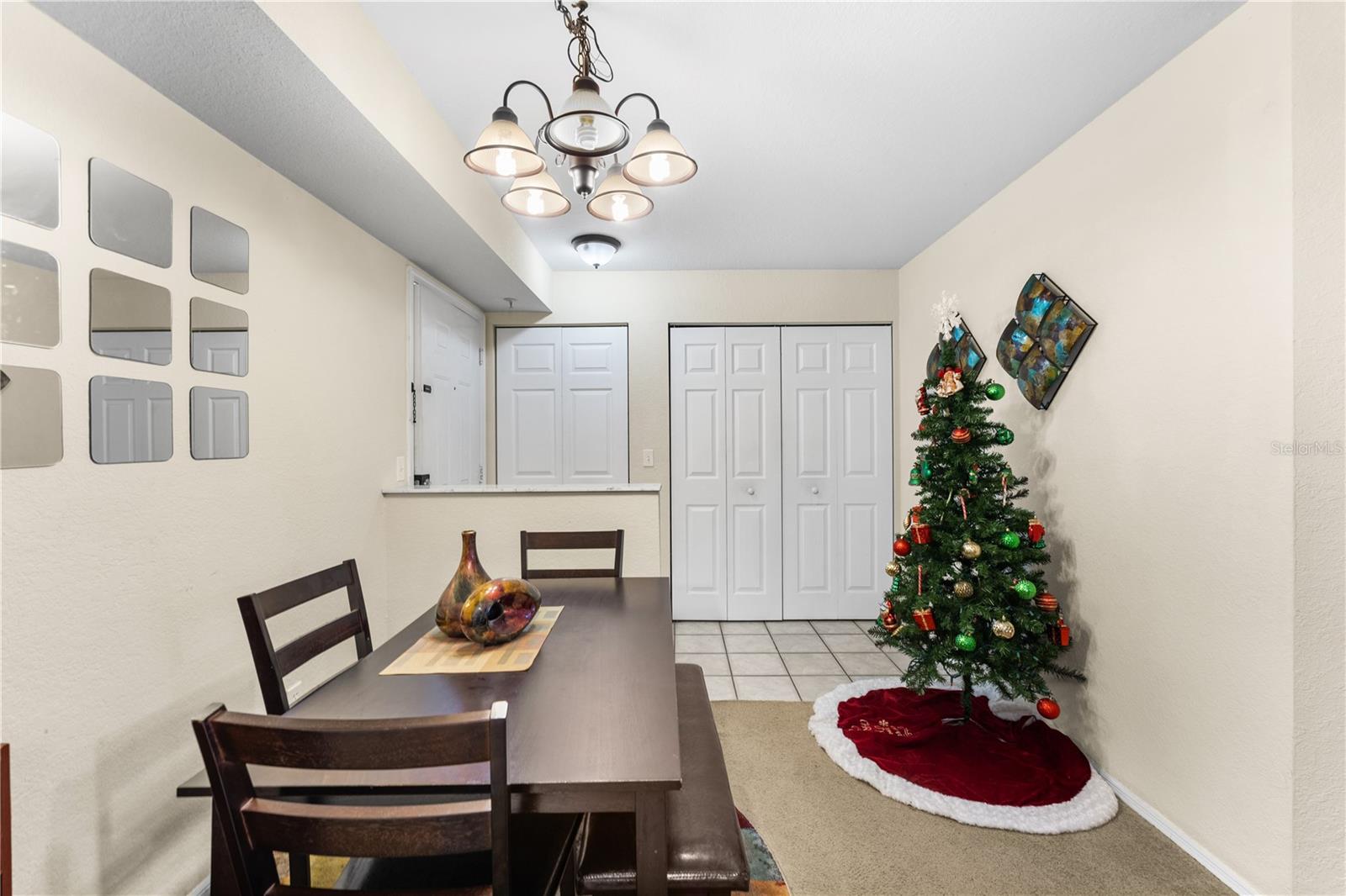 Image 7 of 22 For 829 Camargo Way 211